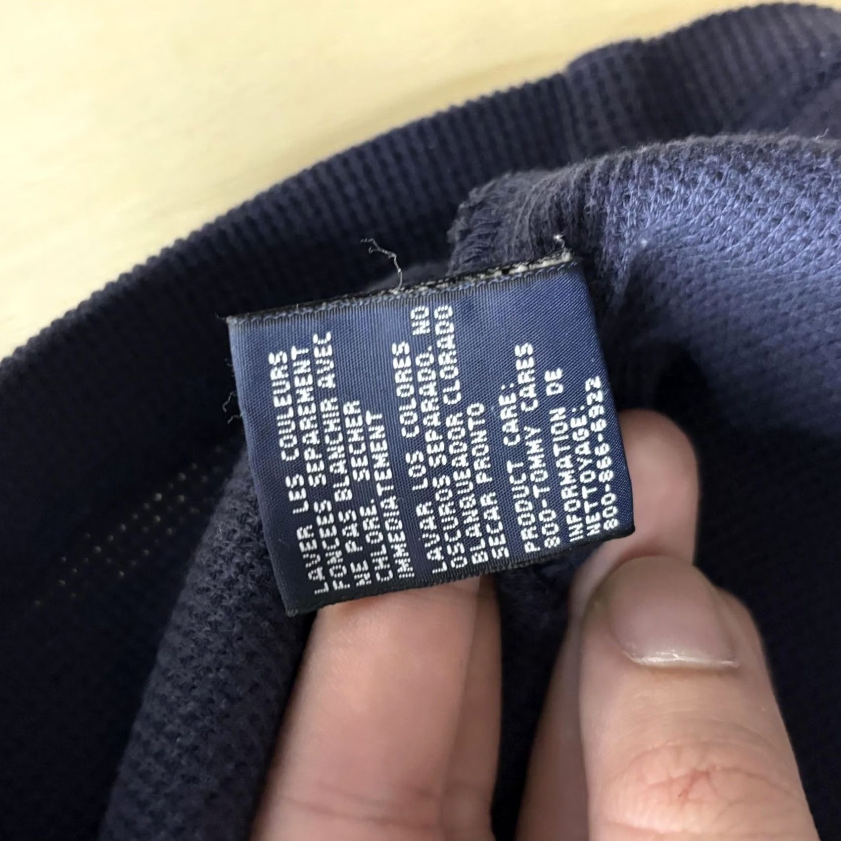 Tommy Hilfiger Tommy Hilfiger Sweater Mens Medium Navy Solid V Neck Thermal Knit Pullover Size US M / EU 48-50 / 2 - 6 Thumbnail