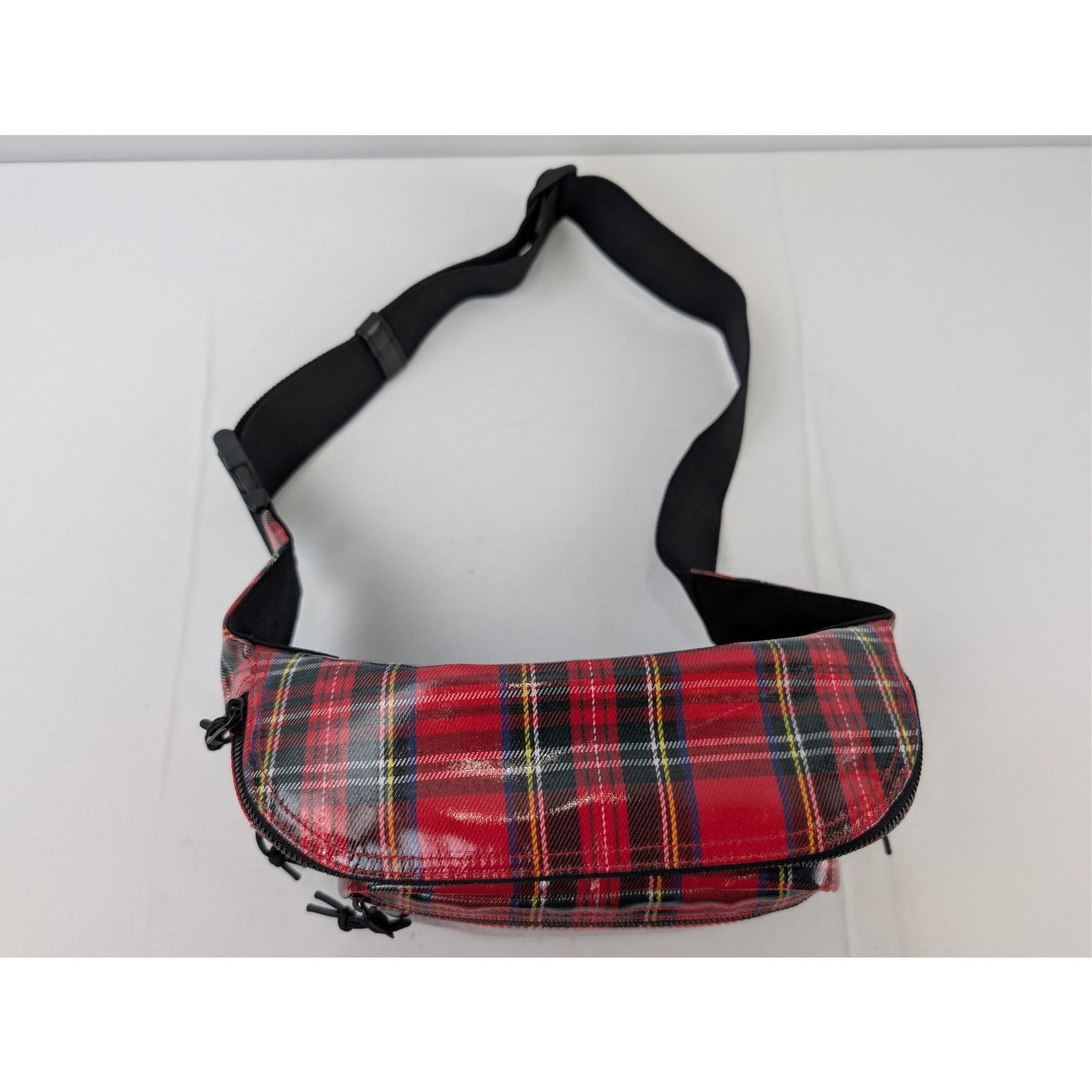 o1rshd1 Size: OS / Tartan Belt Bag in Multicolor