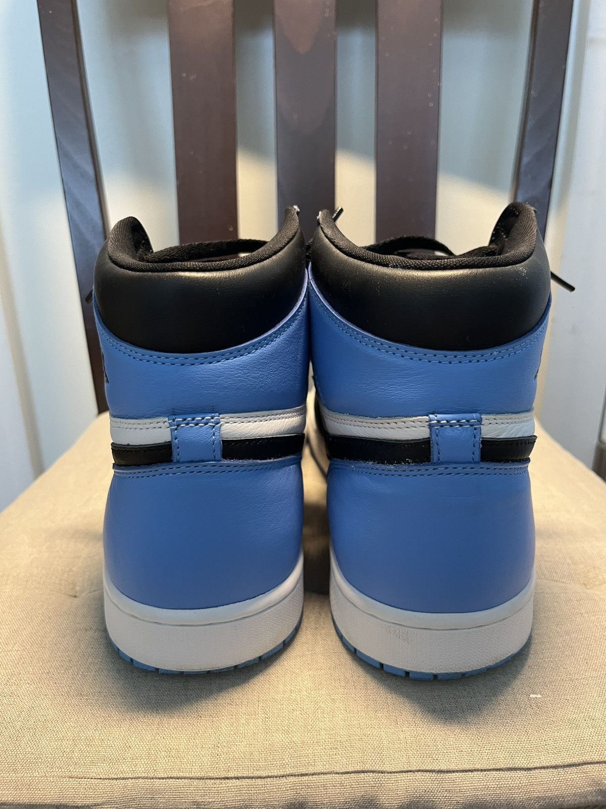 Jordan Brand Jordan 1 Retro High OG UNC Toe Size US 13 / EU 46 - 3 Thumbnail