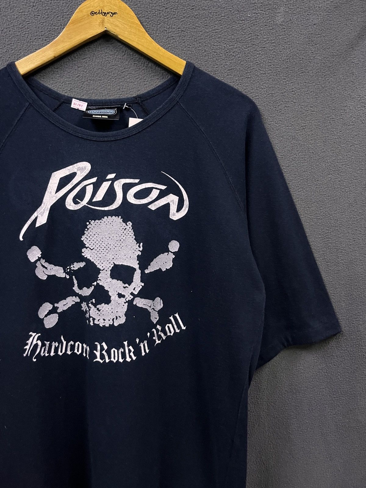 Band Tees VINTAGE 2005 POISON WINTERLAND TAG BAND TSHIRT Size US M / EU 48-50 / 2 - 2 Thumbnail