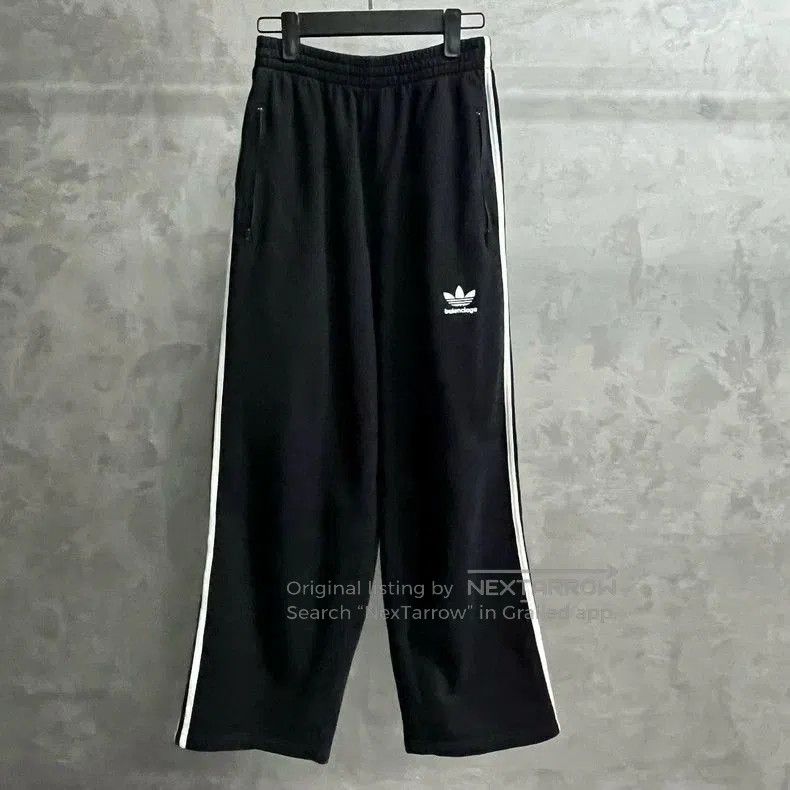 Balenciaga Balenciaga Black Logo Knit Sweatpants. Size US 34 / EU 50 - 1 Thumbnail