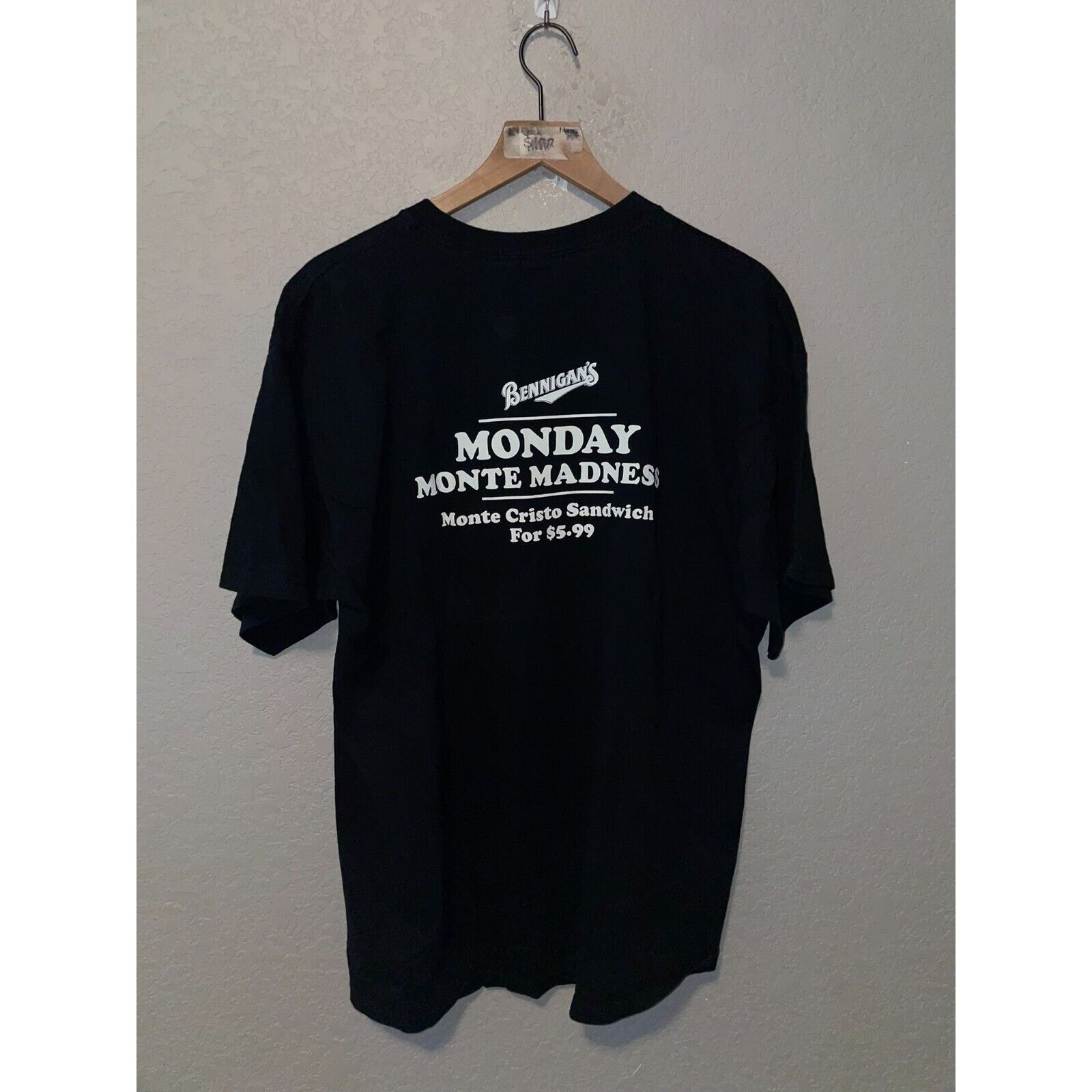 Gildan Bennigans Experience Shirt The Full Monte Cristo Sandwich XL Size US XL / EU 56 / 4 - 6 Thumbnail