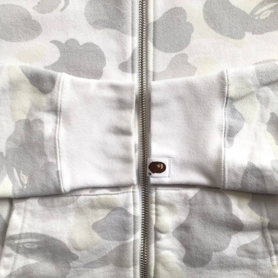 Bape 💫Glow in the dark💫 BAPE City camo full zip hoodie vest APE Size US M / EU 48-50 / 2 - 8 Thumbnail