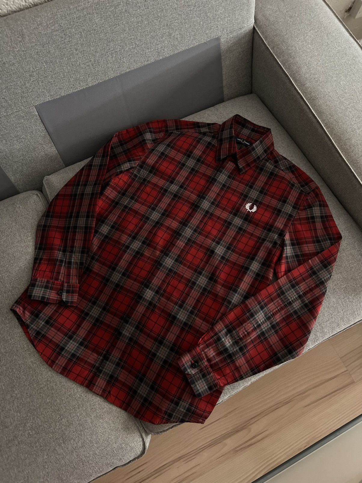 Fred Perry Fred Perry Checkered Red Logo Shirt Size US S / EU 44-46 / 1 - 5 Thumbnail