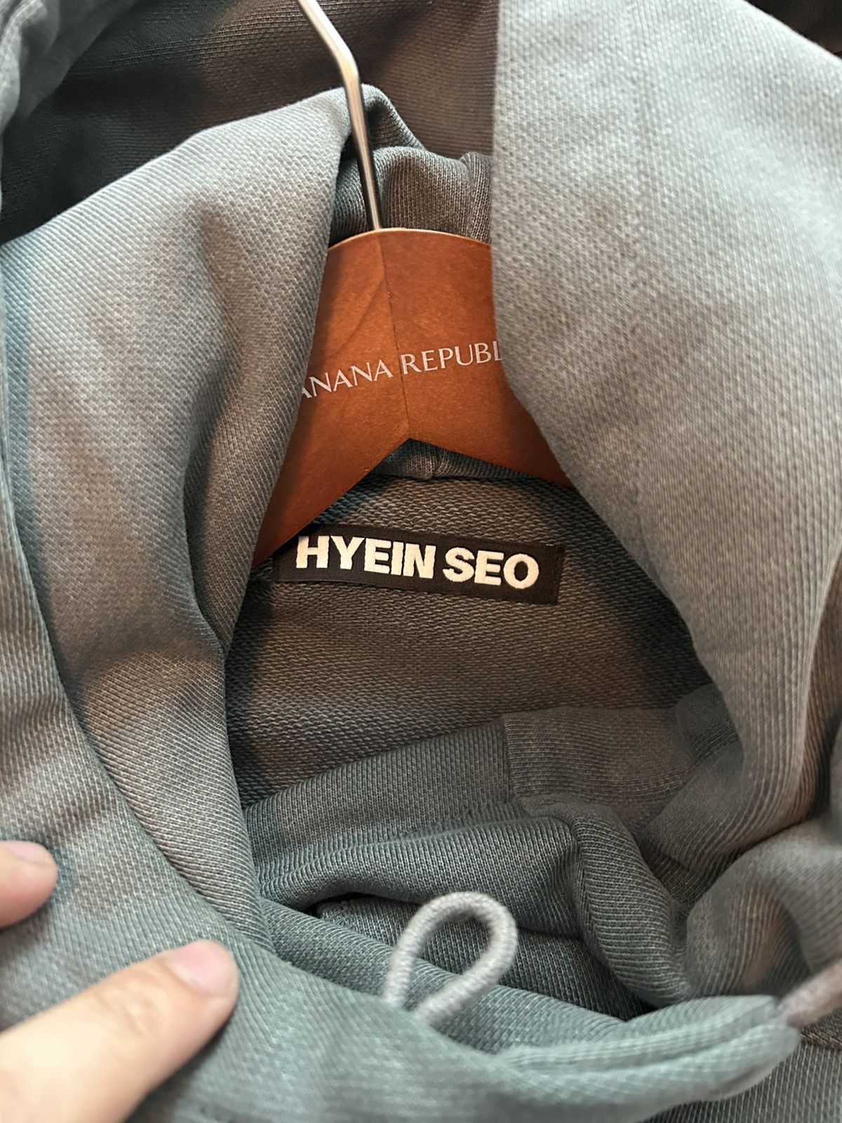 Hyein Seo Hyein Seo Button Hoodie Size US S / EU 44-46 / 1 - 3 Thumbnail