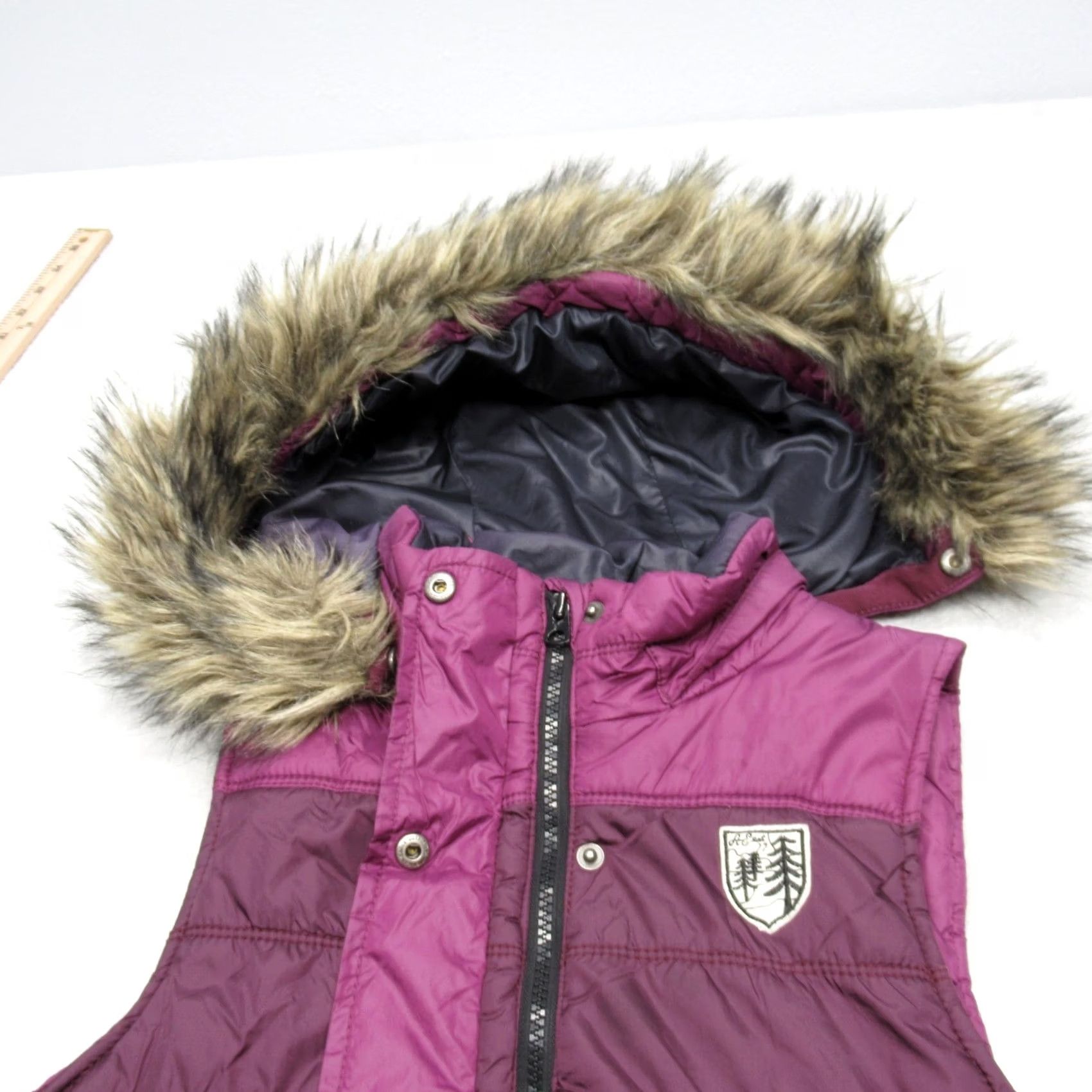 American Eagle Outfitters American Eagle Vest Puffer Womens Medium Purple Faux Fur Hood Trim Full Zip Size M / US 6-8 / IT 42-44 - 7 Thumbnail