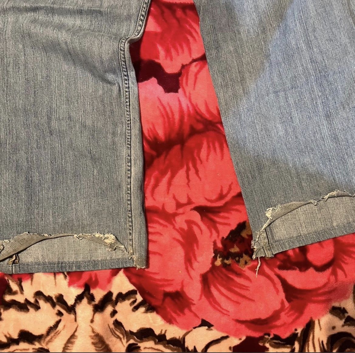 Old Navy Vintage Light wash old navy wide leg jeans Size US 34 / EU 50 - 5 Thumbnail