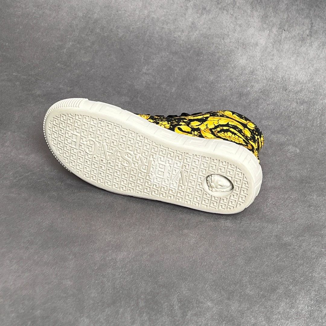 Versace VERSACE Baroque Print Laced High-Top Sneakers 39/40 Size US 8 / IT 38 - 8 Thumbnail