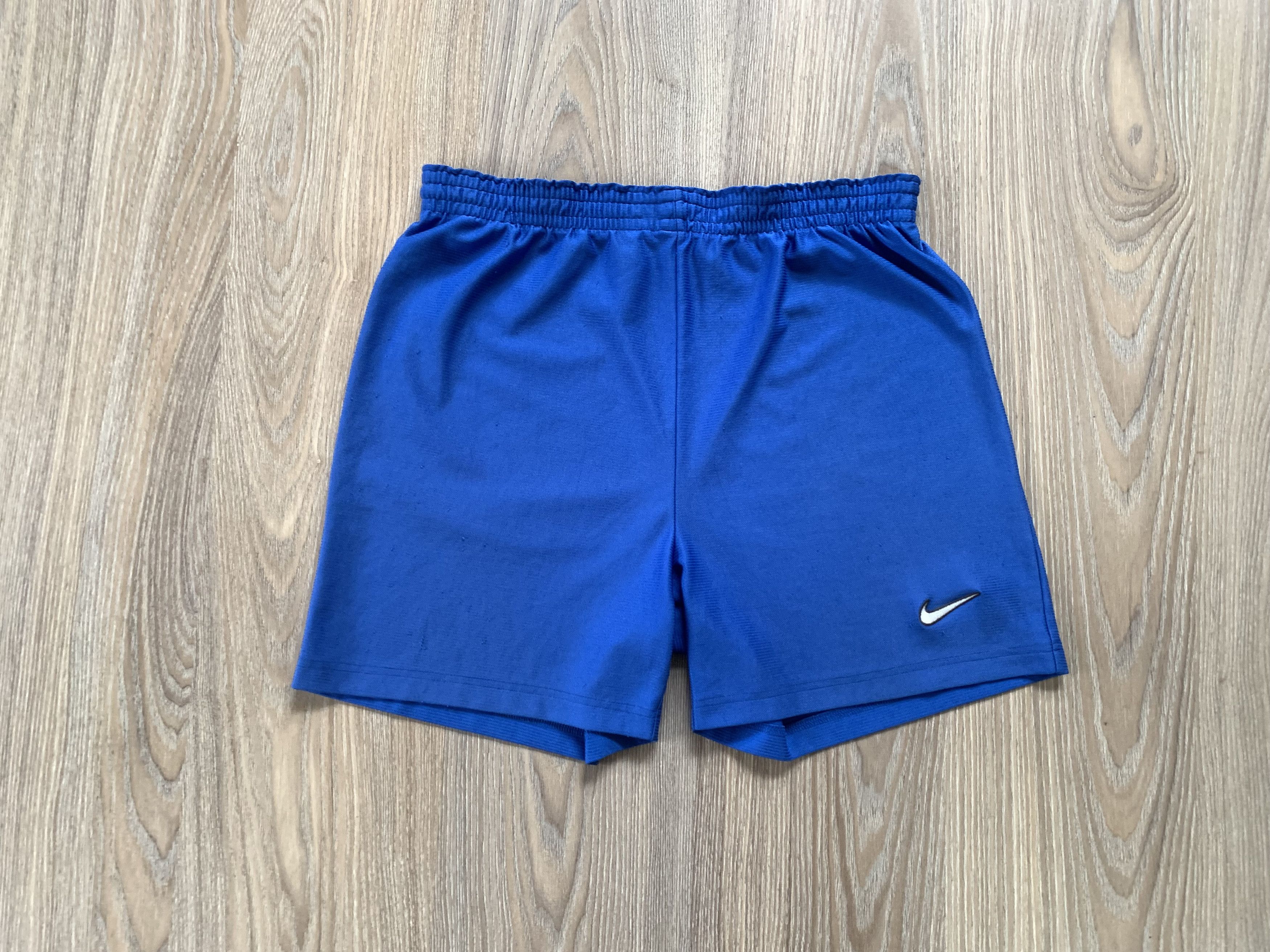 Nike Vintage Nike Team Blue Athletic Shorts Size US 34 / EU 50 - 1 Thumbnail
