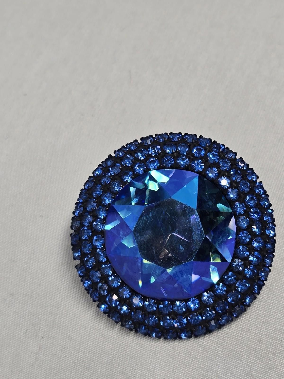 Al Wissam Vintage Weiss Blue Rhinestone Dome Brooch Signed Size ONE SIZE - 1 Thumbnail