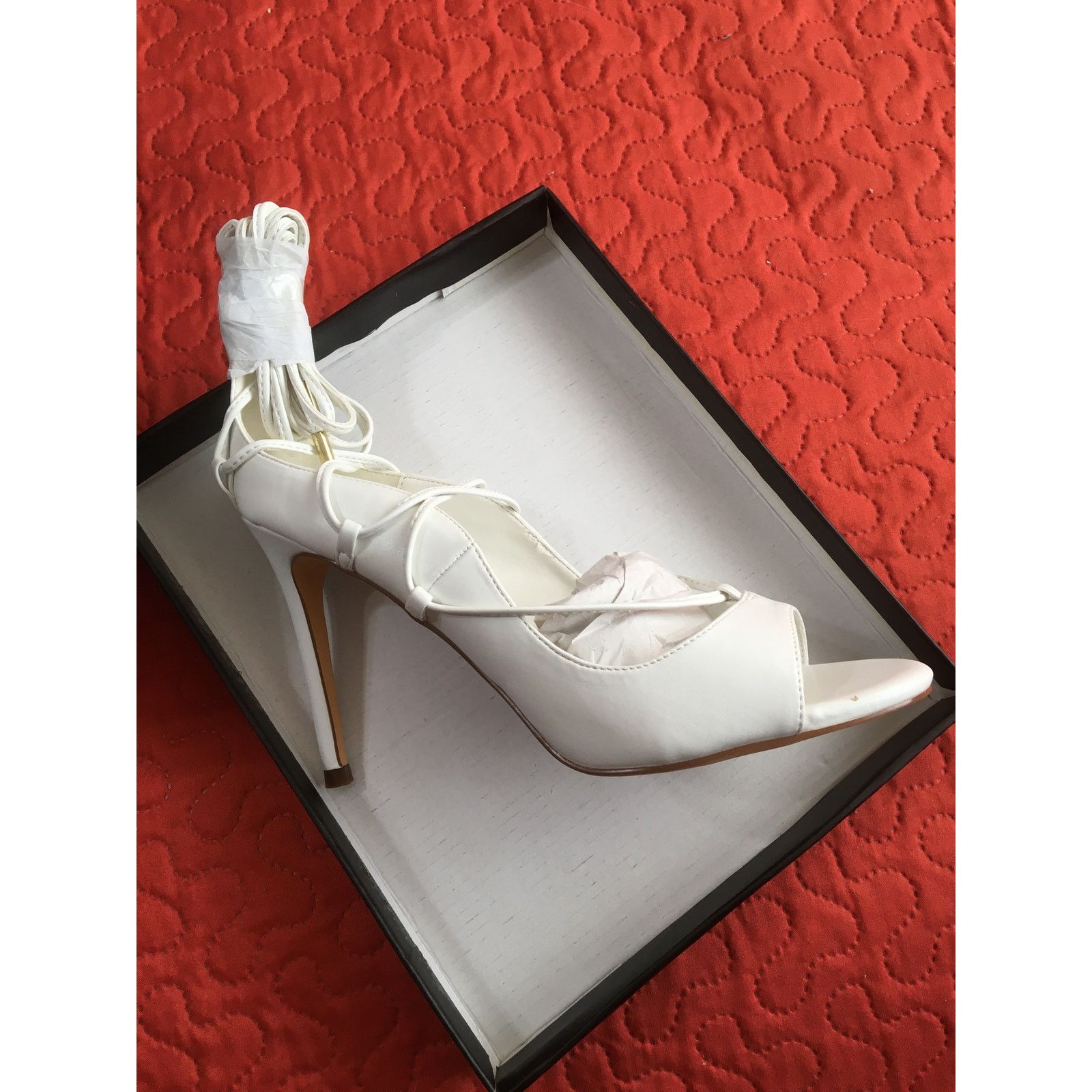& Other Stories Lulus 8 1/2 White Sayela Lace-Up 4" High Heels Open Toe Size US 8.5 / IT 38.5 - 7 Thumbnail