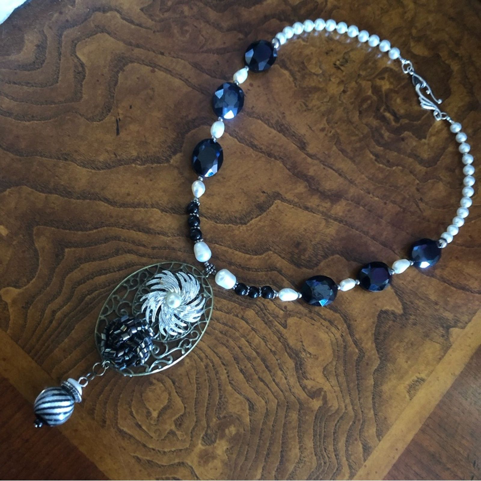 Handmade Handcrafted repurpose freshwater pearl black onyx necklace Size ONE SIZE - 8 Thumbnail