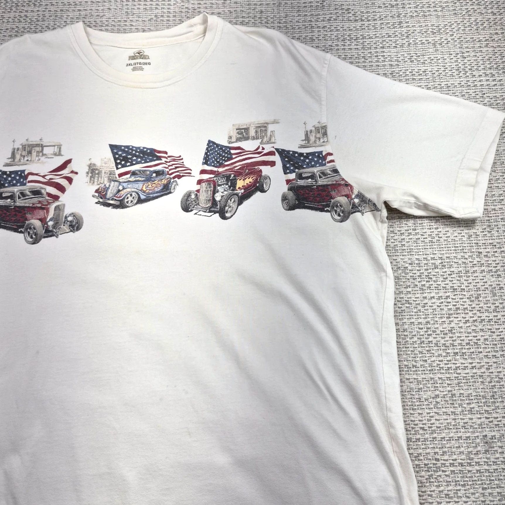 Good American RedHead Shirt Mens 2XL White Graphic Tee Hot Rod Cars Patriotic Shirt Mens 2XL White Flag Graphic Tee Size US XXL / EU 58 / 5 - 2 Thumbnail