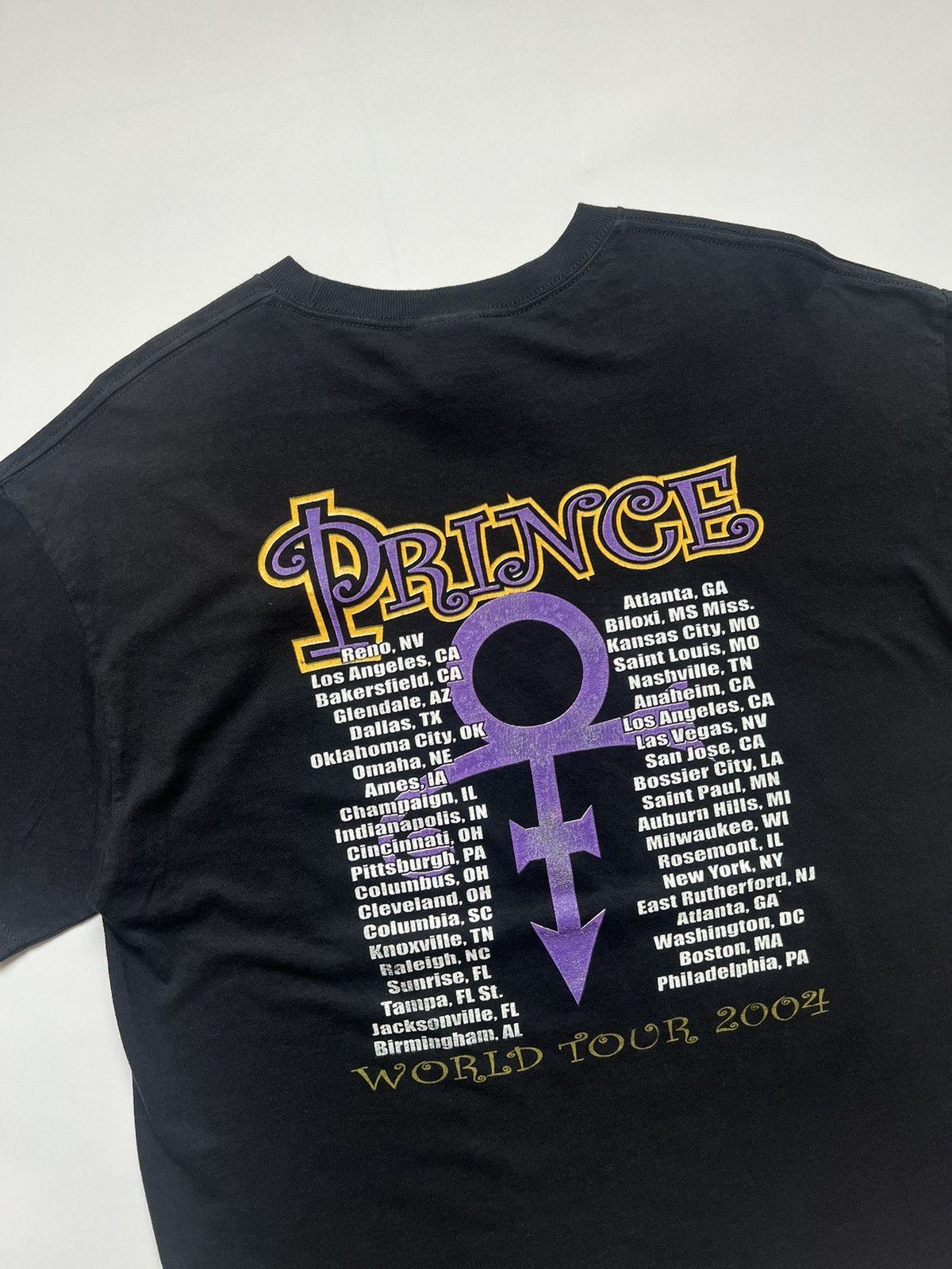 Band Tees Vintage Prince World Tour 2004 Rap Tees Size US XL / EU 56 / 4 - 2 Thumbnail