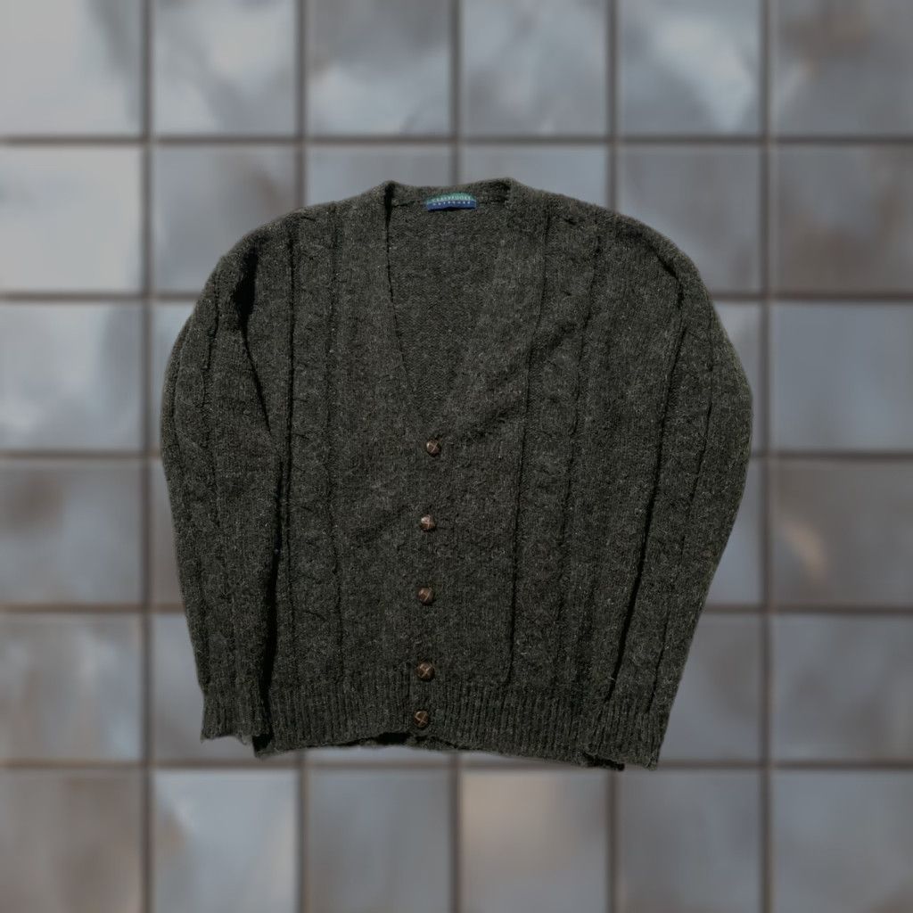 Vintage VINTAGE Claybrooke Outdoors Wool Blend Shaggy Cableknit Cardigan Cobain Sweater LG Shirt Men Mens Outdoors Size US L / EU 52-54 / 3 - 1 Thumbnail