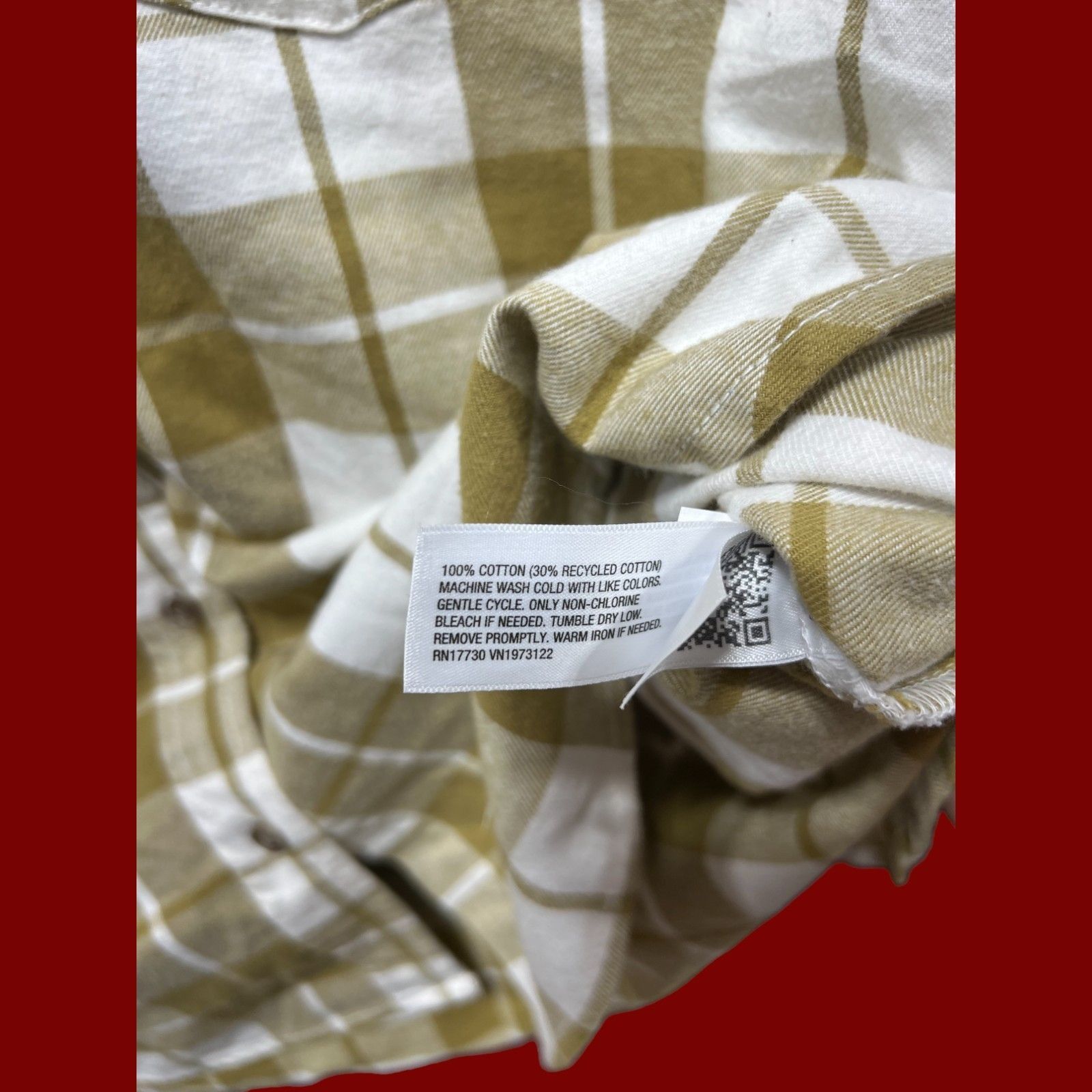 Other Universal Thread - Women's Long Sleeve Flannel Button-Down S Size L / US 10 / IT 46 - 14 Thumbnail