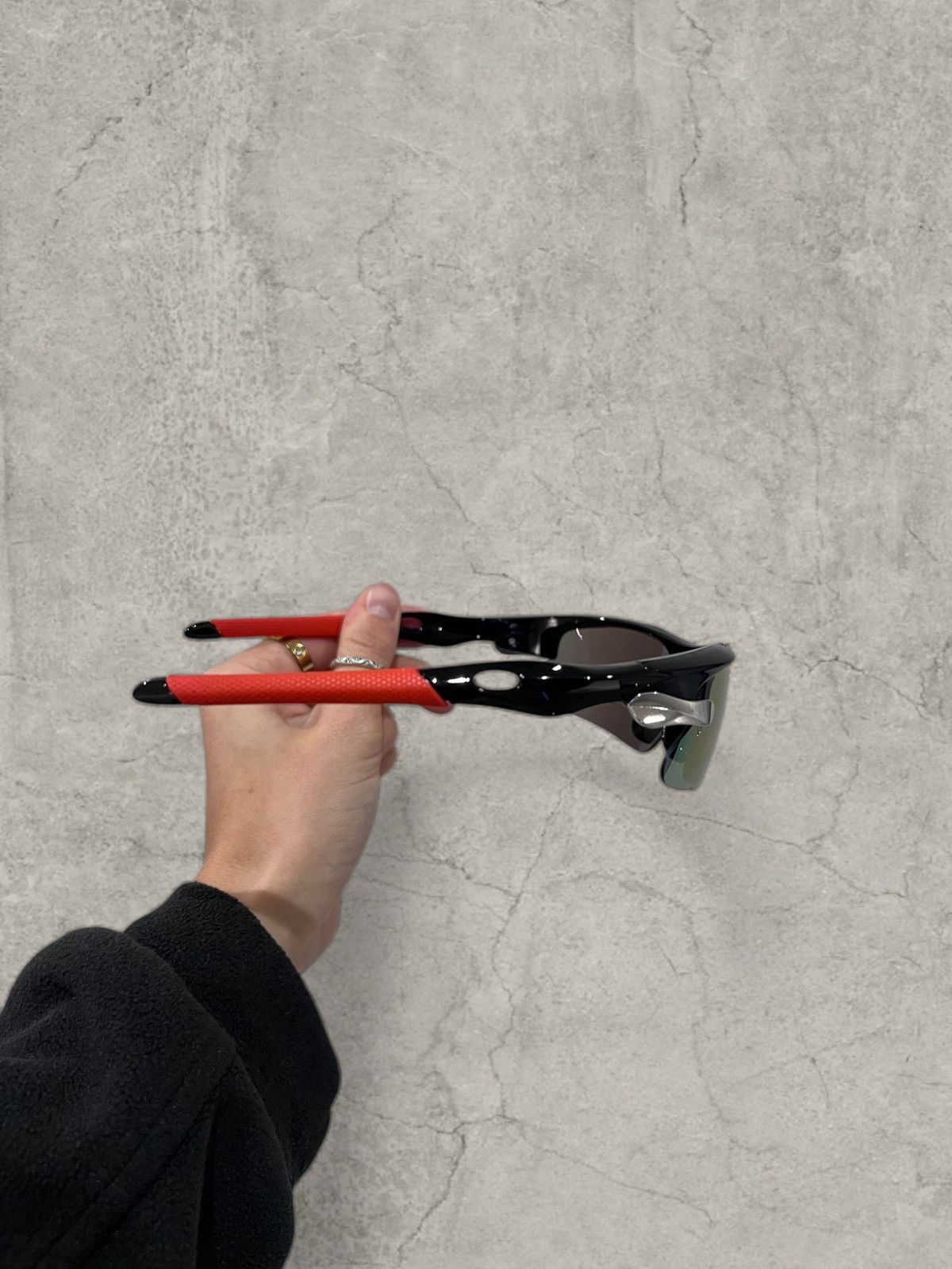 Japanese Brand Insane UV400 sport sunglasses, blue/black lense. One size. Size ONE SIZE - 4 Thumbnail