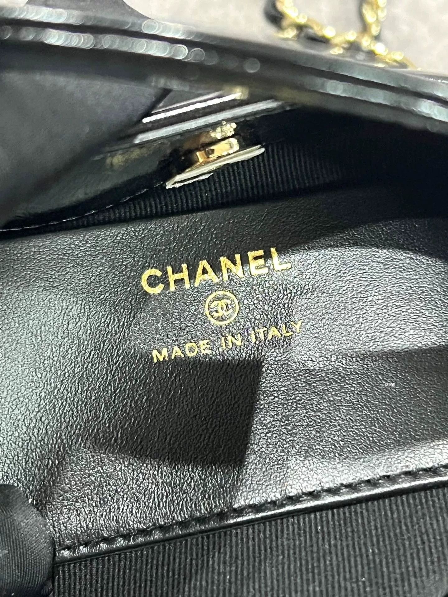 Chanel Chanel 31 Bag Waxed Leather Black Gold Nano Size US XXS / EU 40 - 7 Thumbnail