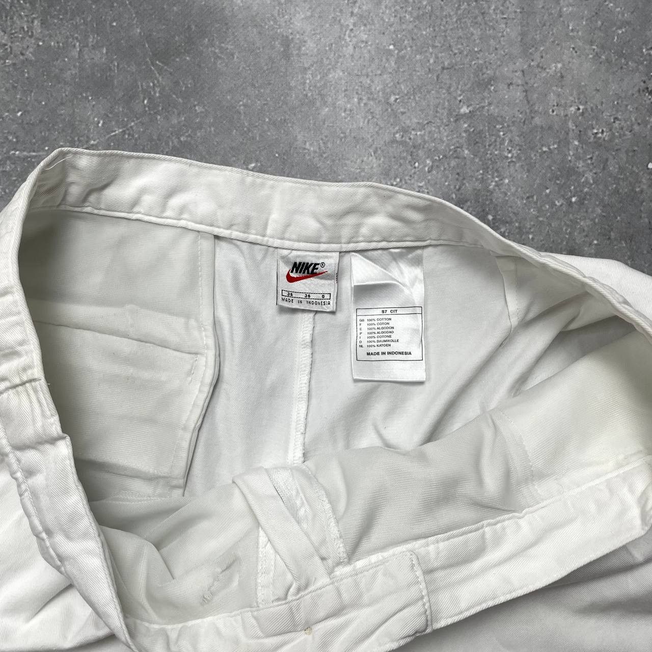 Vintage Vintage 90s Nike Court Tennis Cotton Shorts White Size 36 Size US 36 / EU 52 - 11 Thumbnail