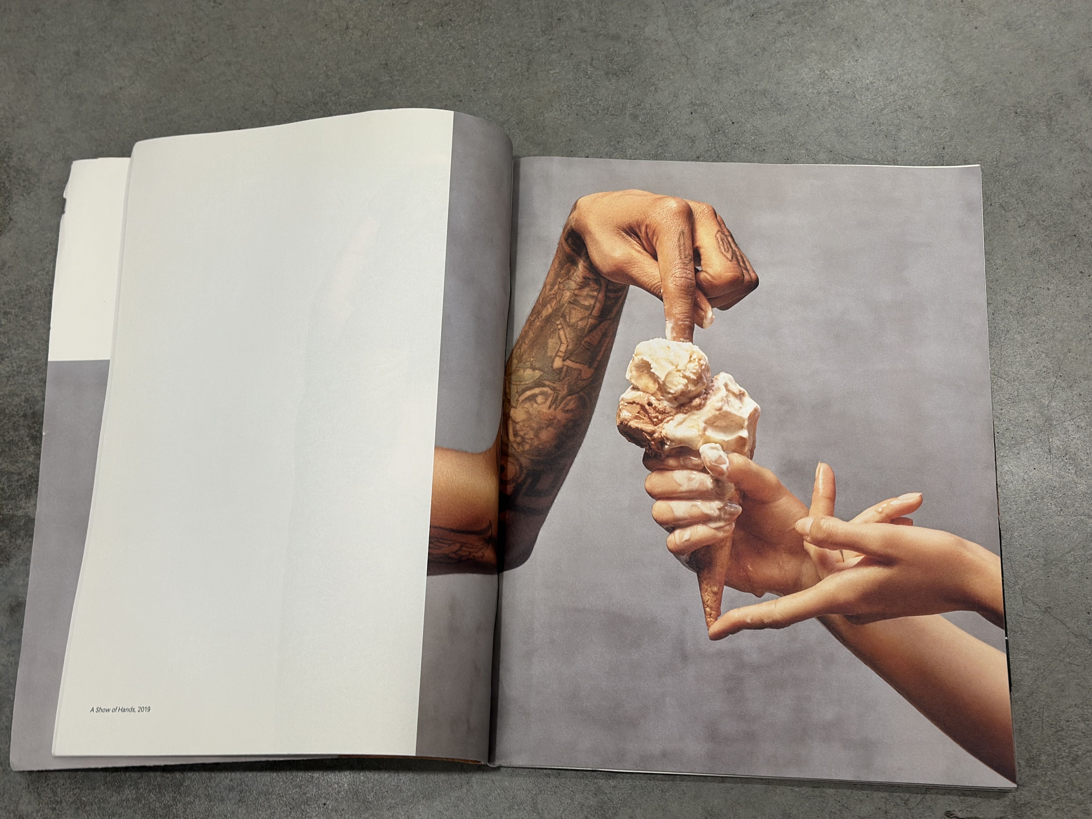 Loewe Eye/LOEWE/You Issue 8 Christmas 2019 Size ONE SIZE - 1 Thumbnail