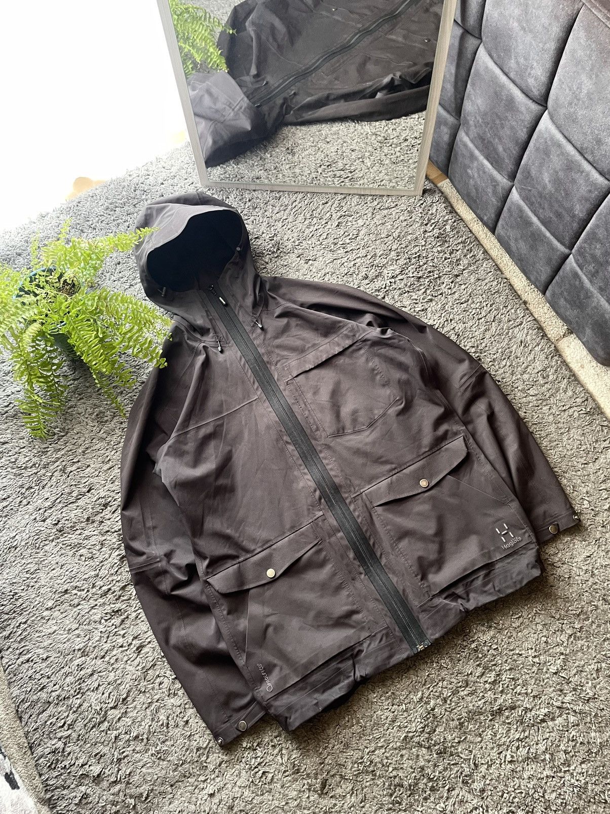 Haglofs Haglofs Light Jacket Gorpcore Outdoor Streetwear Logo Rare Size US L / EU 52-54 / 3 - 2 Thumbnail