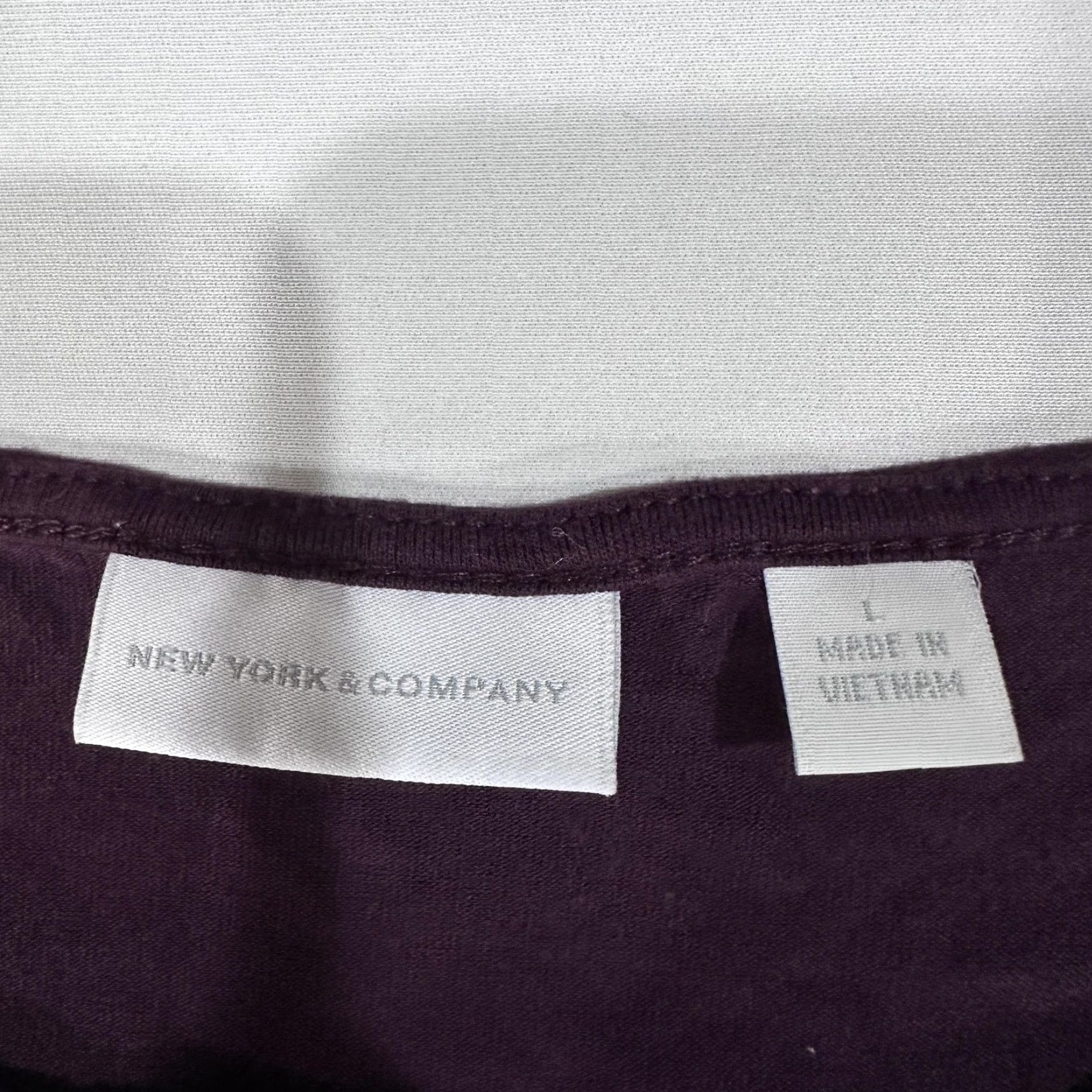 Vintage New York & Company Tank Womens L Purple Floral Lace Lined Sleeveless Dark Coquette Shirt Size L / US 10 / IT 46 - 2 Thumbnail