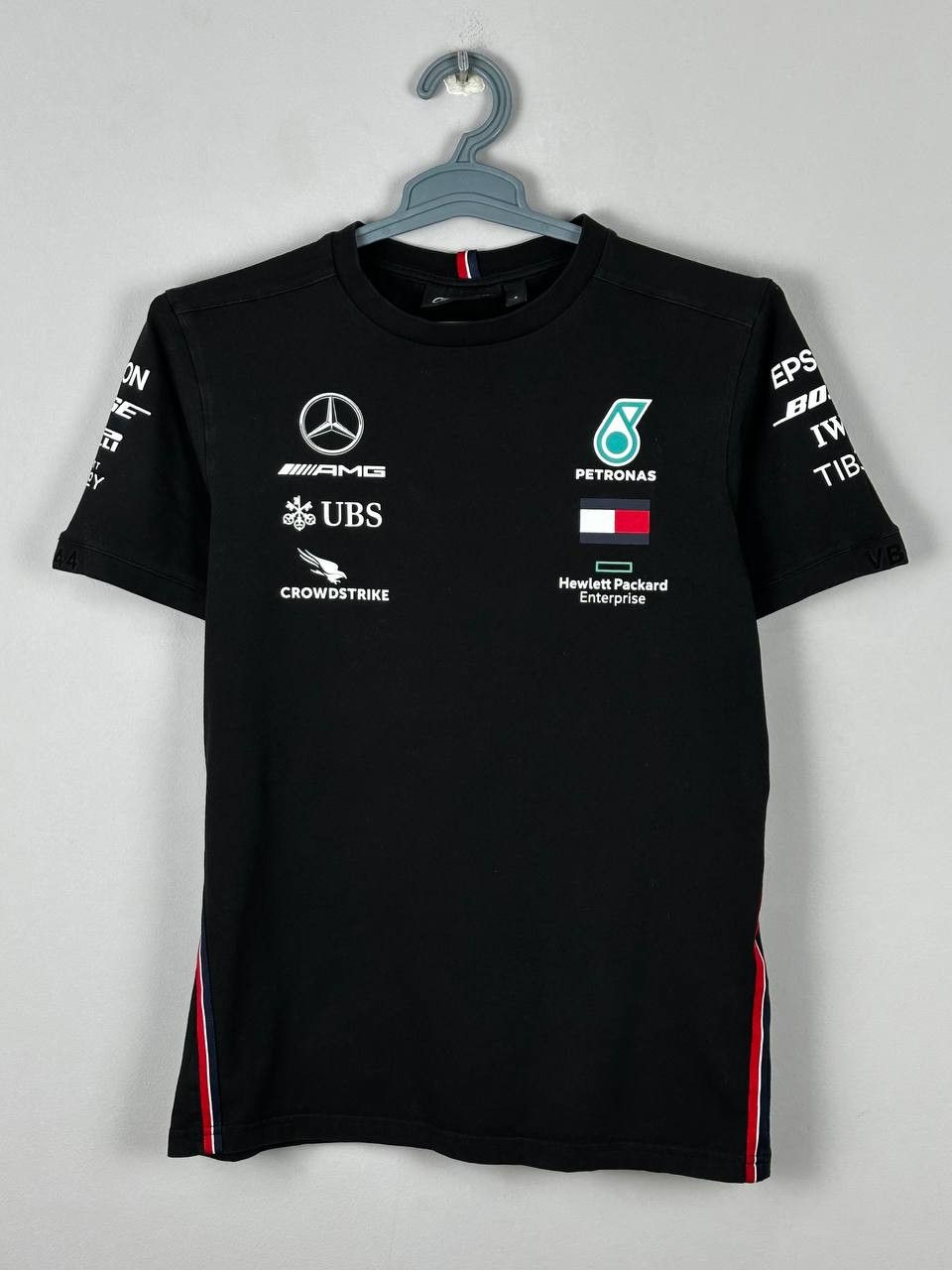 Formula 1 F1 Mercedes-Benz AMG Petronas Team T Shirt Size US S / EU 44-46 / 1 - 1 Thumbnail