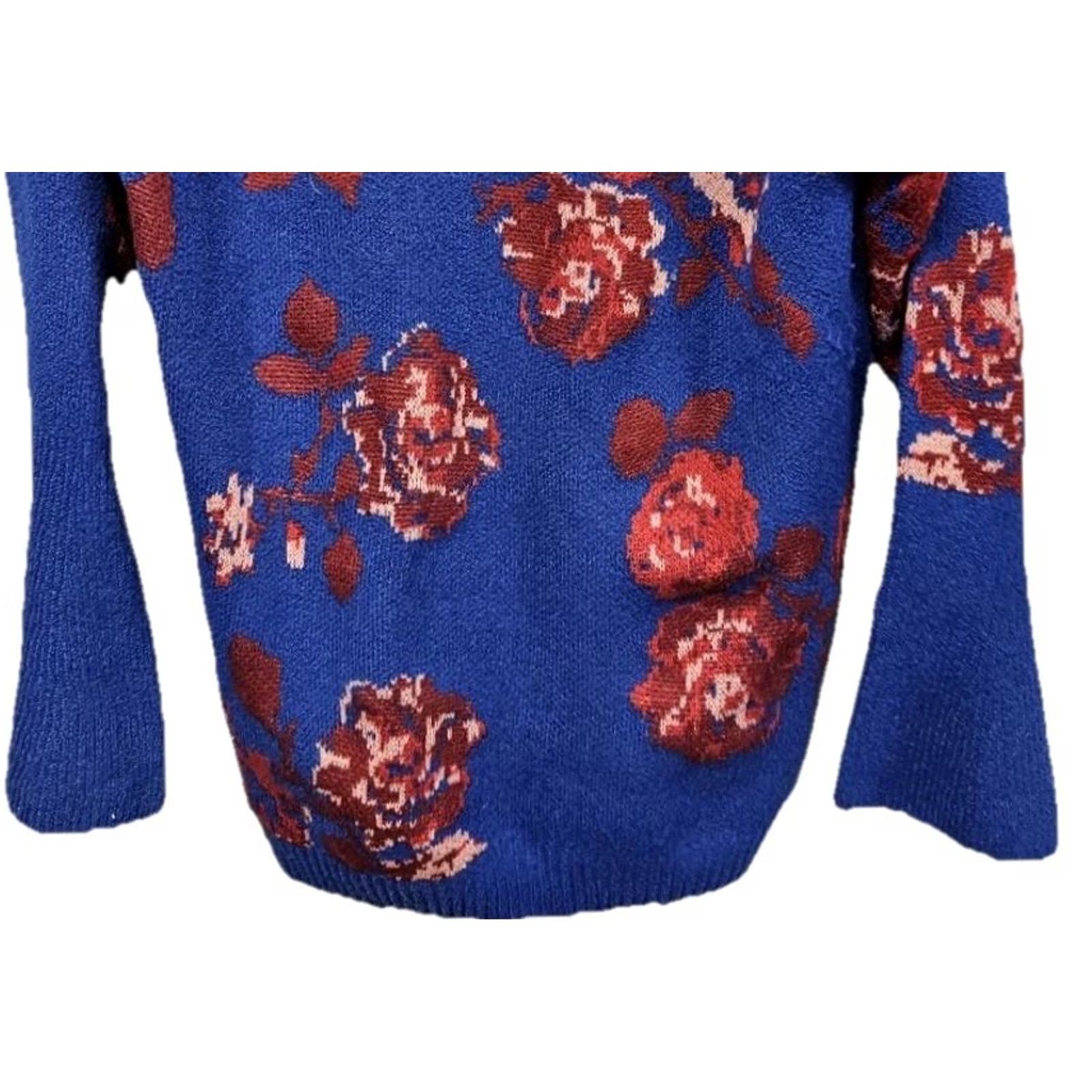 Vintage Pioneer Woman Floral Cowl Neck Tunic Sweater Red M Women's Long Sleeve Knit Bell Sleeve Rose Size M / US 6-8 / IT 42-44 - 3 Thumbnail