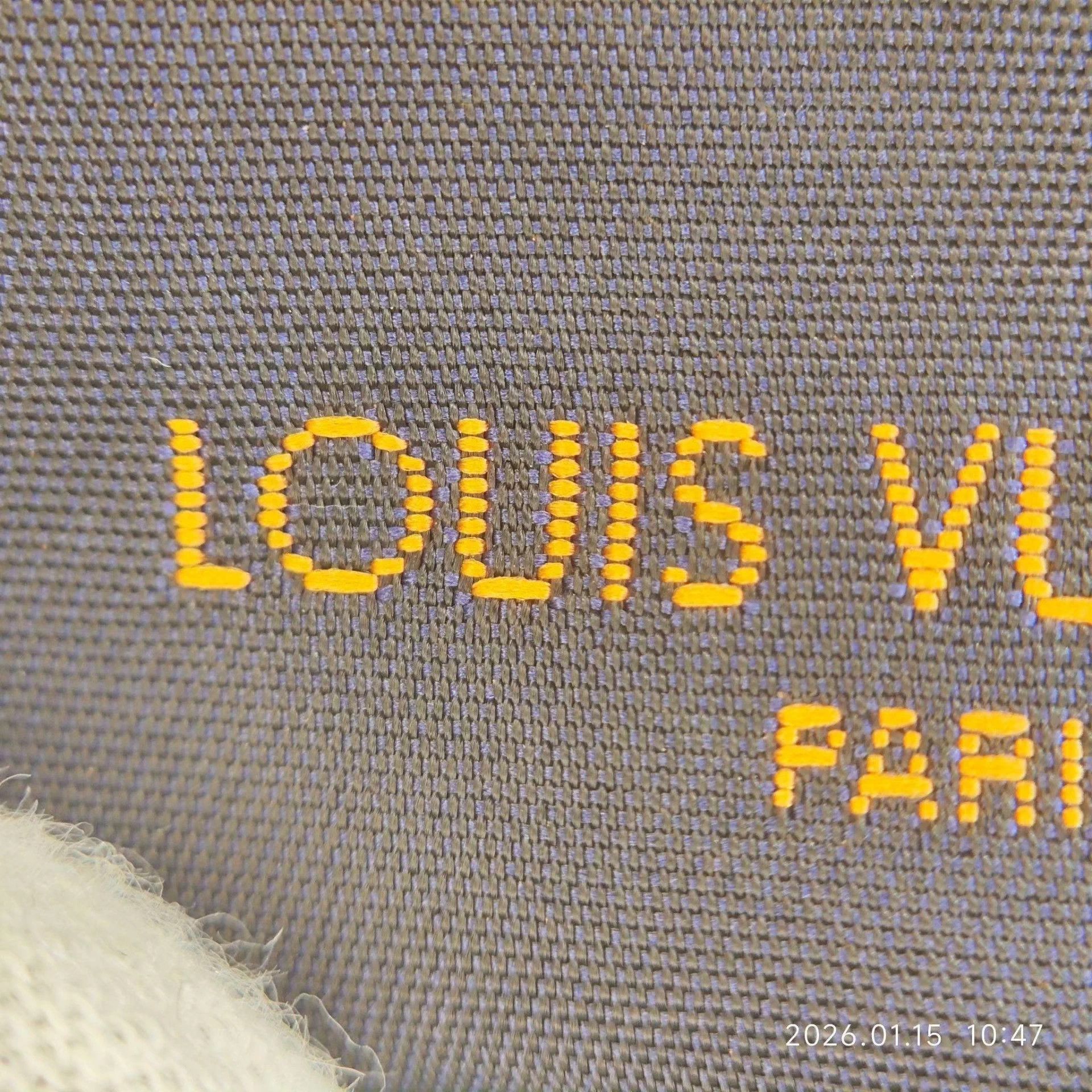 Louis Vuitton LV Silk Scarf 80x115 Black M78656 Size ONE SIZE - 6 Thumbnail