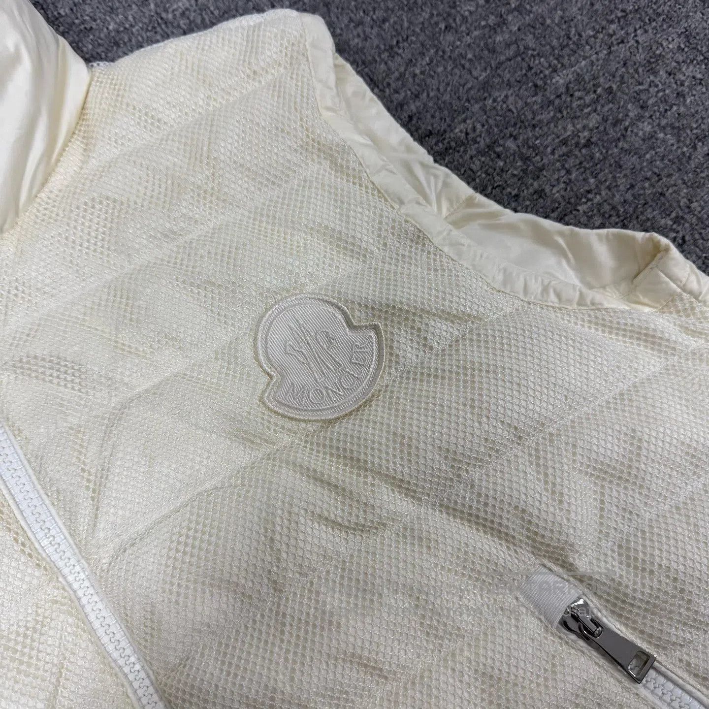 Moncler Moncler thin design Logo Down Jacket| Size US M / EU 48-50 / 2 - 4 Thumbnail