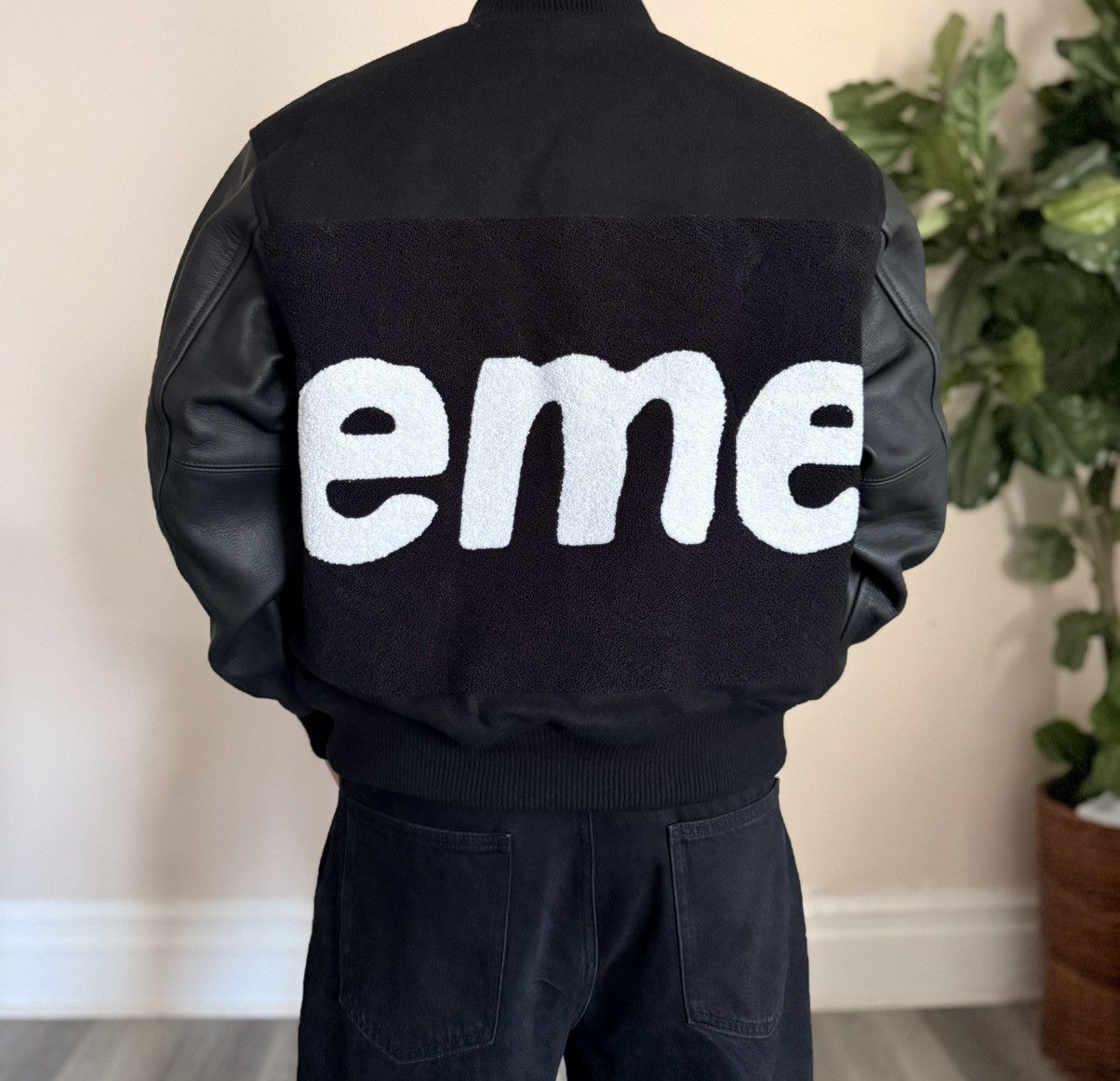 Supreme SUPREME Big Logo Chenille Varsity Jacket Size US S / EU 44-46 / 1 - 7 Thumbnail