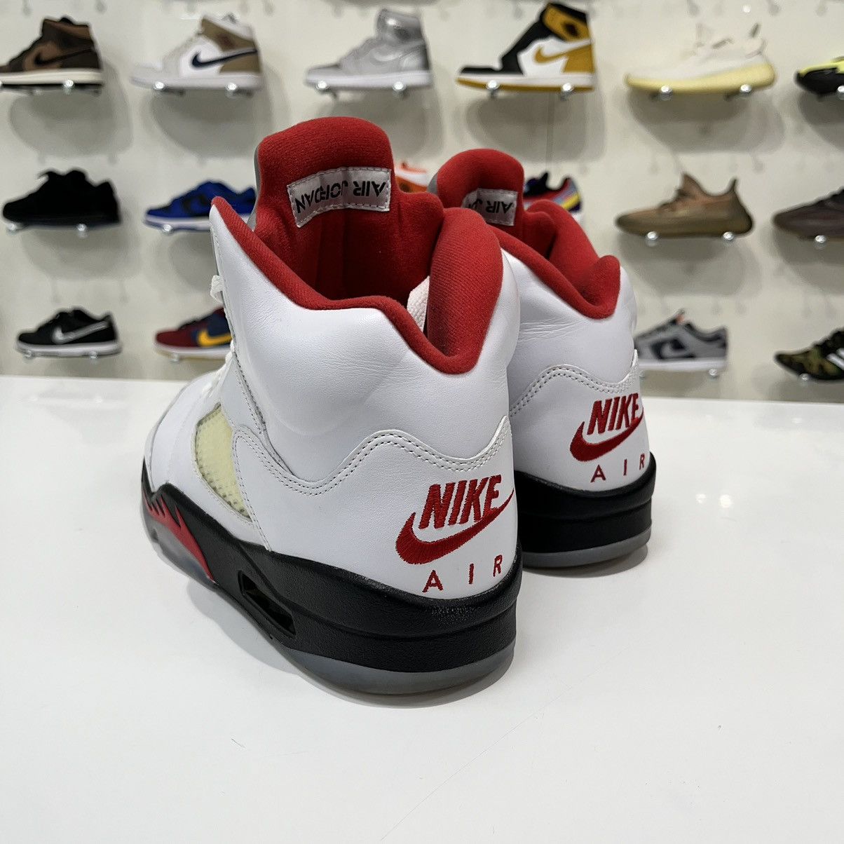 Nike Air Jordan 5 Retro Fire Red Silver Tongue (2020) Size US 10 / EU 43 - 4 Thumbnail