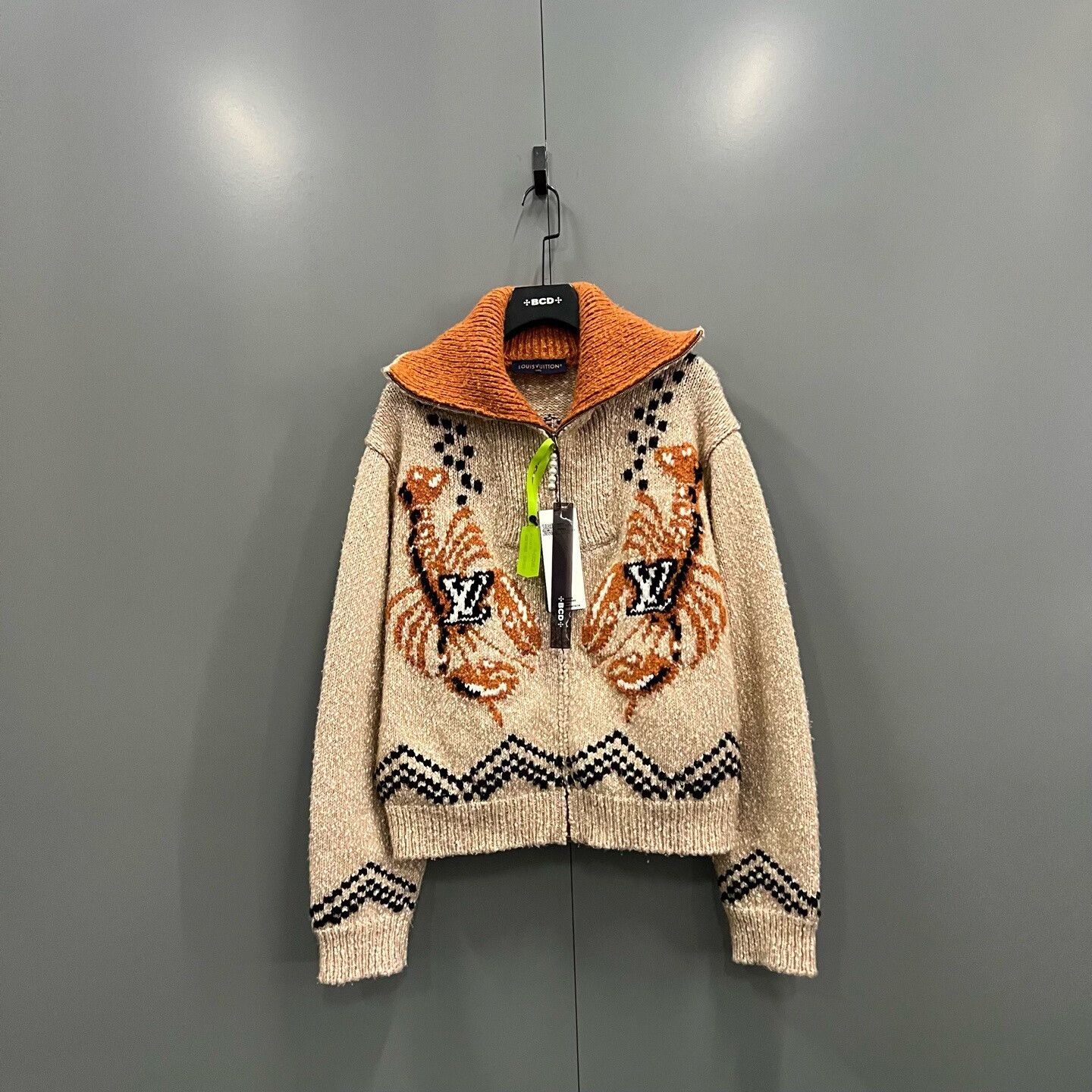 Louis Vuitton Louis Vuitton Collab Sweater L Women Size L / US 10 / IT 46 - 1 Thumbnail