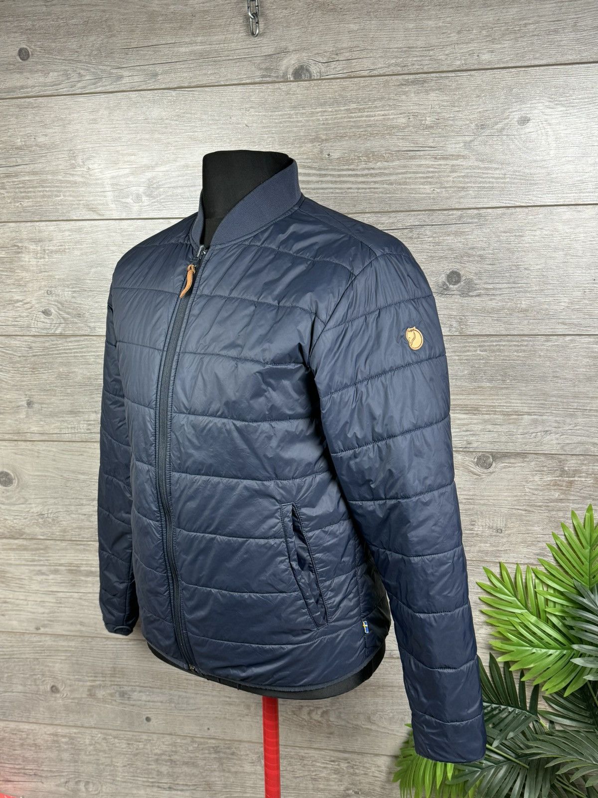 Fjallraven Ovik Bomber Jacket Y2K Outdoor G-loft supreme
