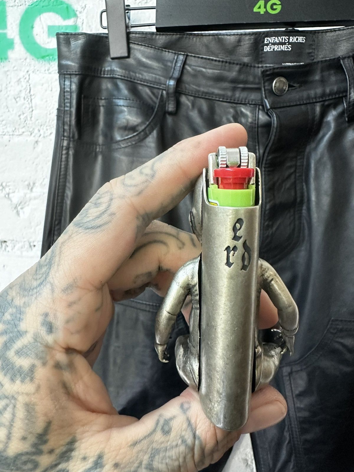 Enfants Riches Deprimes ERD CRYING CRACK BABY HEAD ON FIRE TABLE LIGHTER Size ONE SIZE - 9 Thumbnail