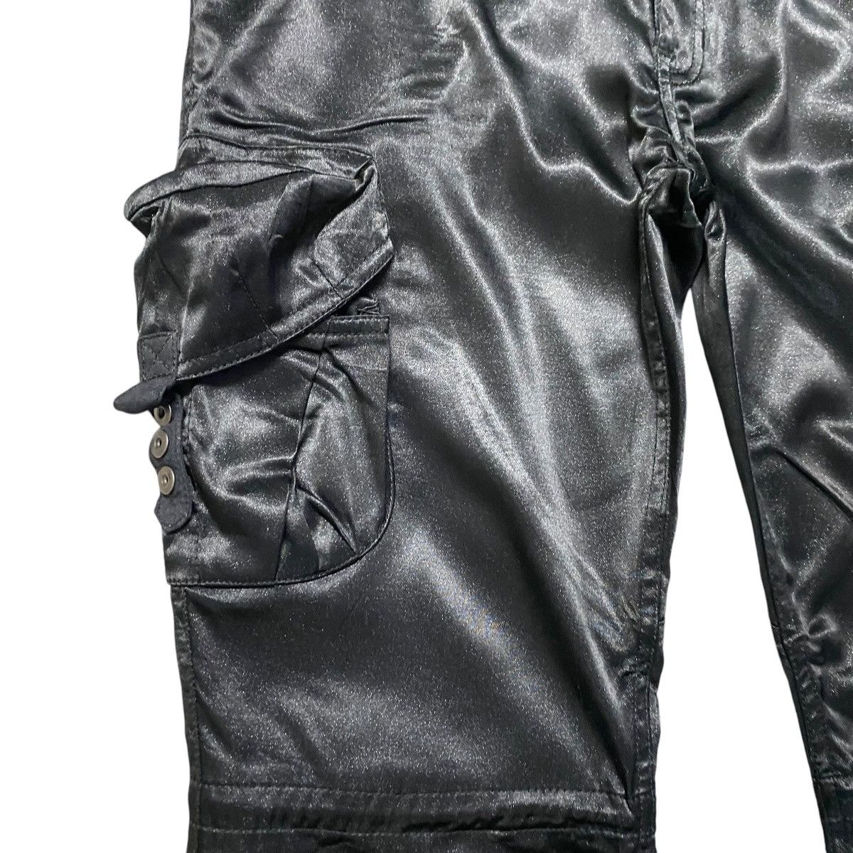 CIVARIZE Civarize Black Metallic Cargo Pants Flare Size US 31 - 7 Thumbnail