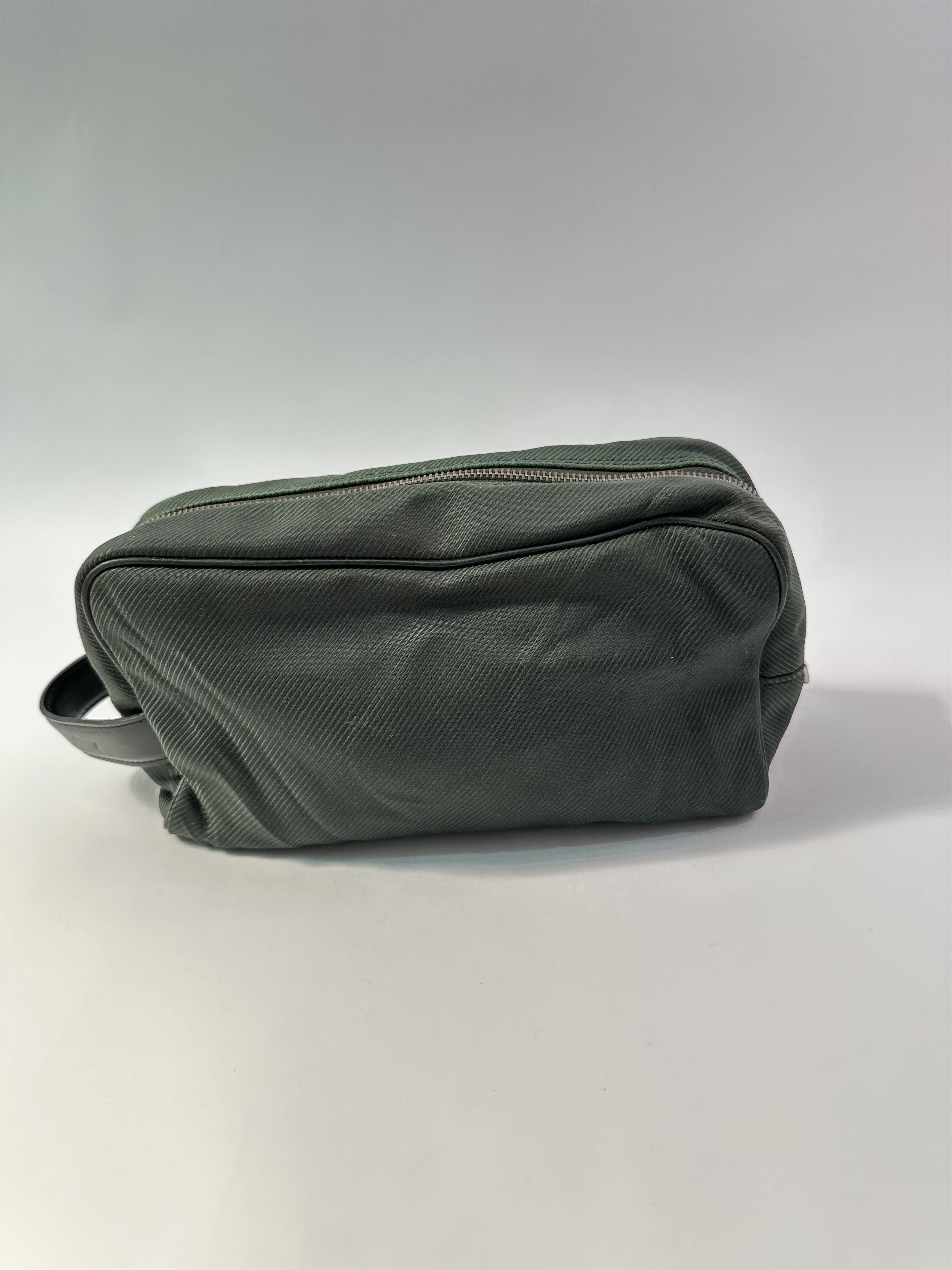 LOUIS VUITTON Taiga Parana Second Bag Clutch Canvas Leather