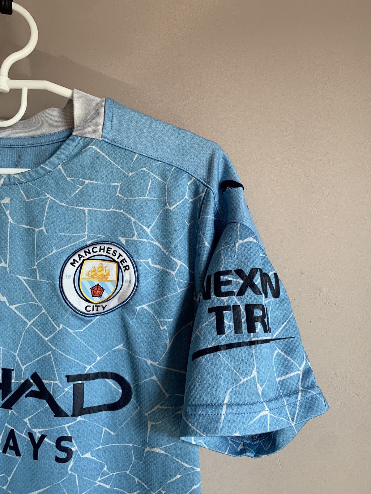 Puma Manchester City 2019 Home Football Shirt Puma Soccer Jersey Size US M / EU 48-50 / 2 - 3 Thumbnail