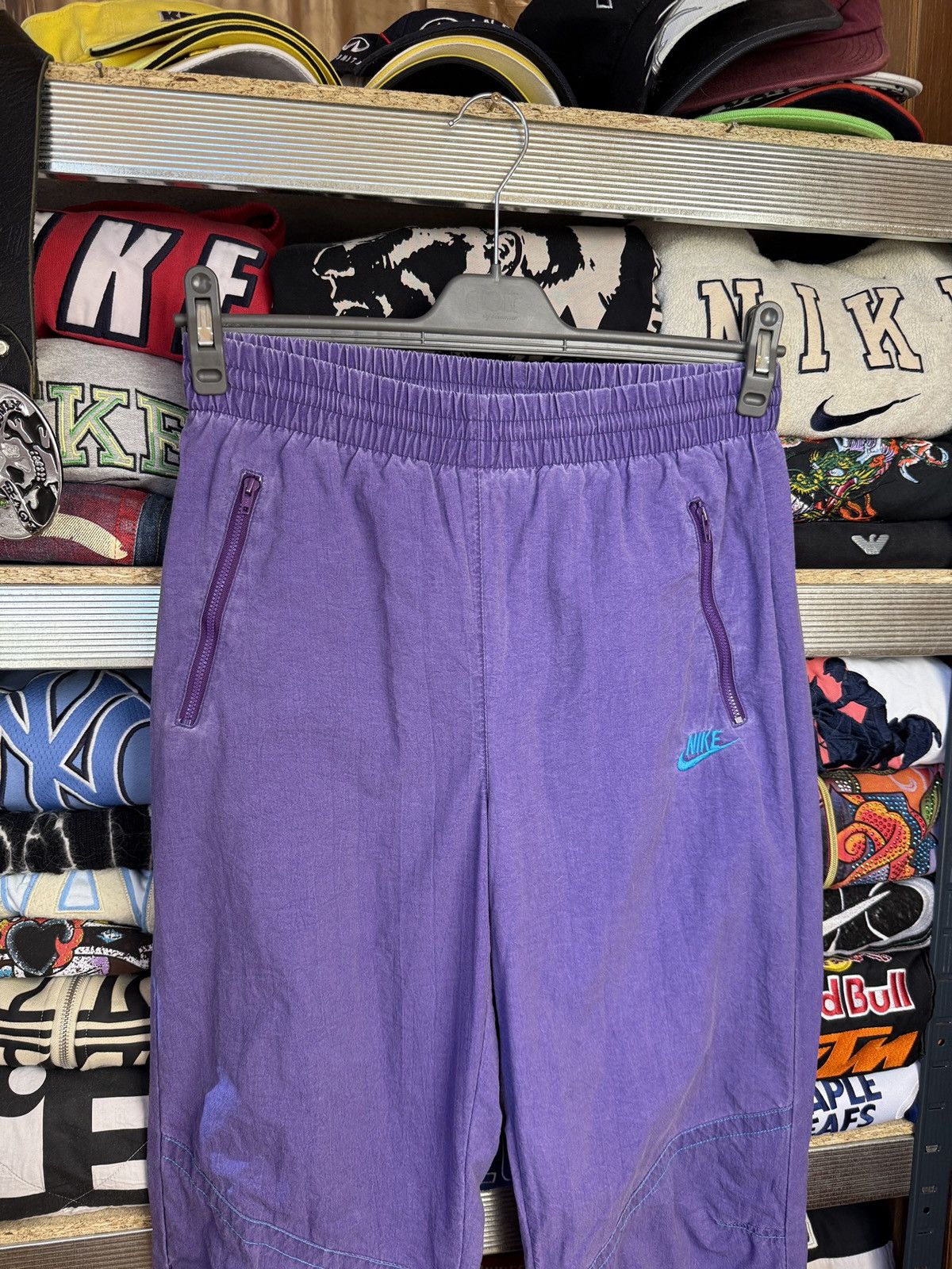 Japanese Brand Nike Vintage Nylon Pants Baggy Wide Woven Sweatpants Japan Size US 32 / EU 48 - 3 Thumbnail