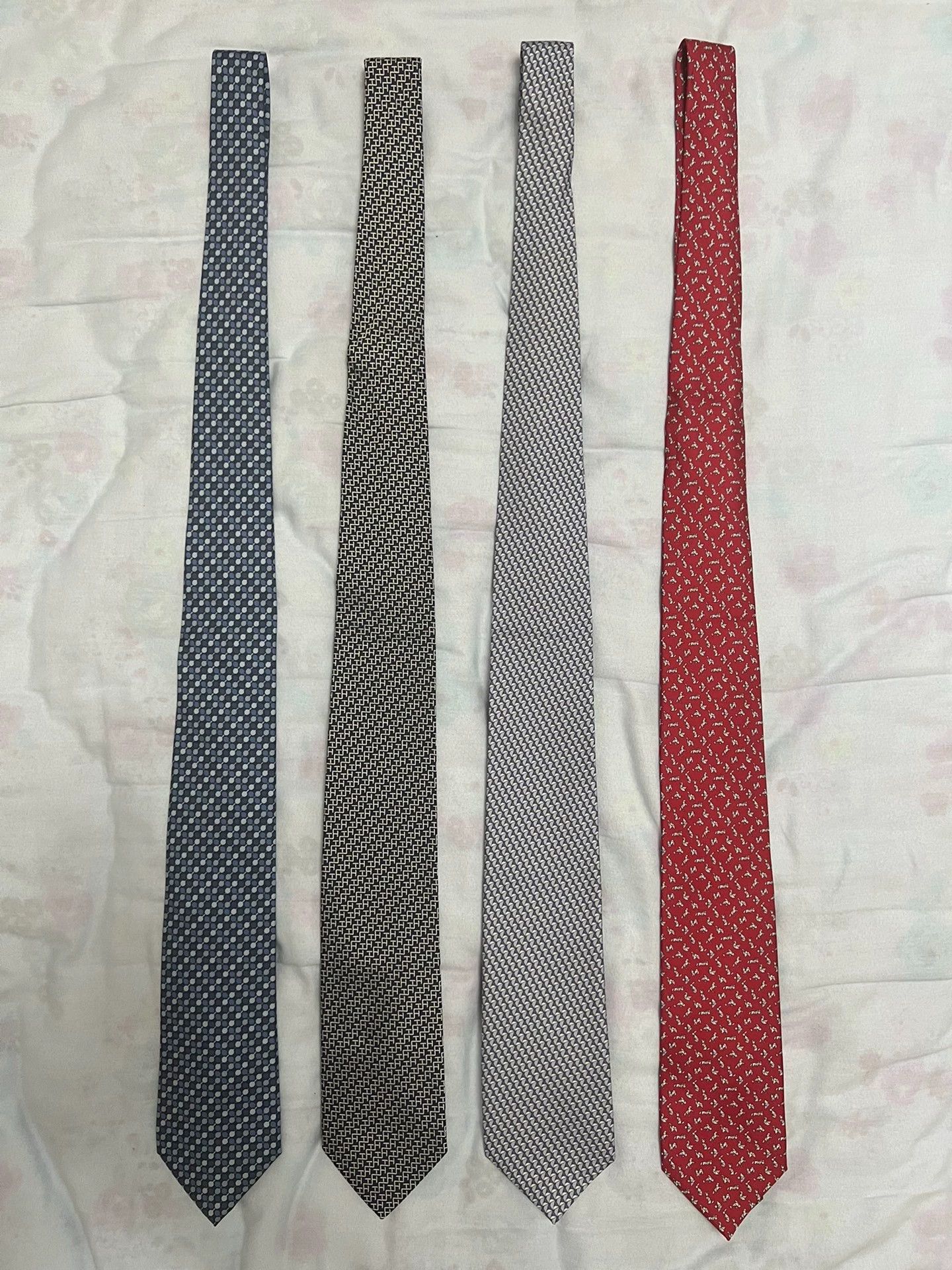 Hermes Hermes 100% Silk Men's Tie Color as Shown Size ONE SIZE - 1 Thumbnail