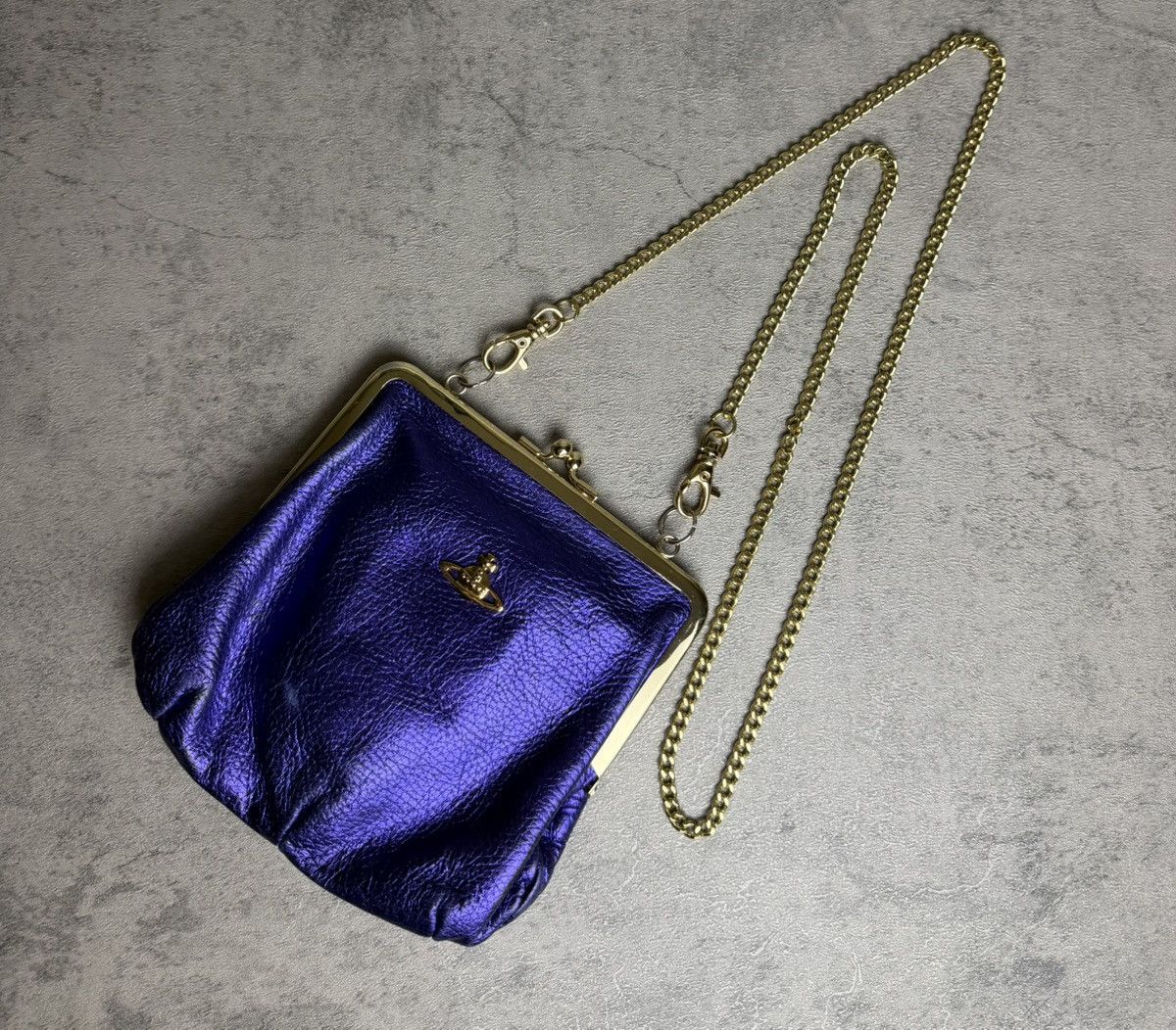 Vivienne Westwood VIVIENNE WESTWOOD - KISS LOCK GOLD CHAIN SLING BAG Size ONE SIZE - 1 Thumbnail
