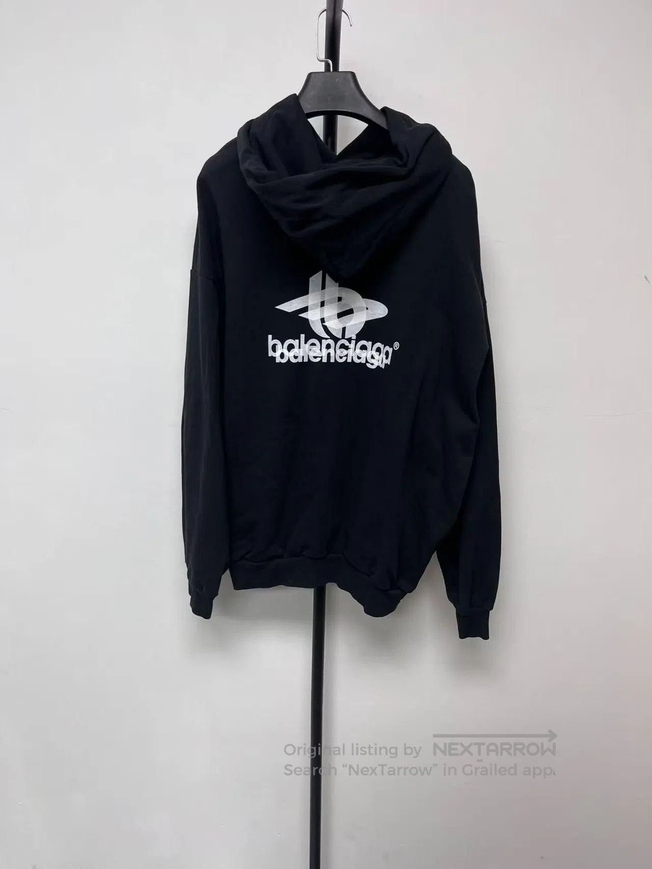 Balenciaga balenciaga logo printed hooded sweatshirt. Size US L / EU 52-54 / 3 - 2 Thumbnail