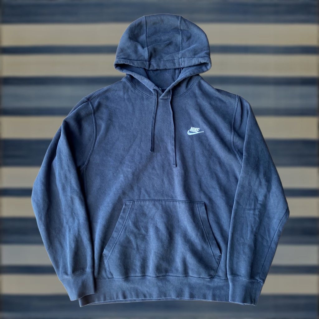 Nike VINTAGE Nike Swoosh Embroidered Logo Hoodie Sweatshirt Large Essential Black White Size US L / EU 52-54 / 3 - 1 Thumbnail