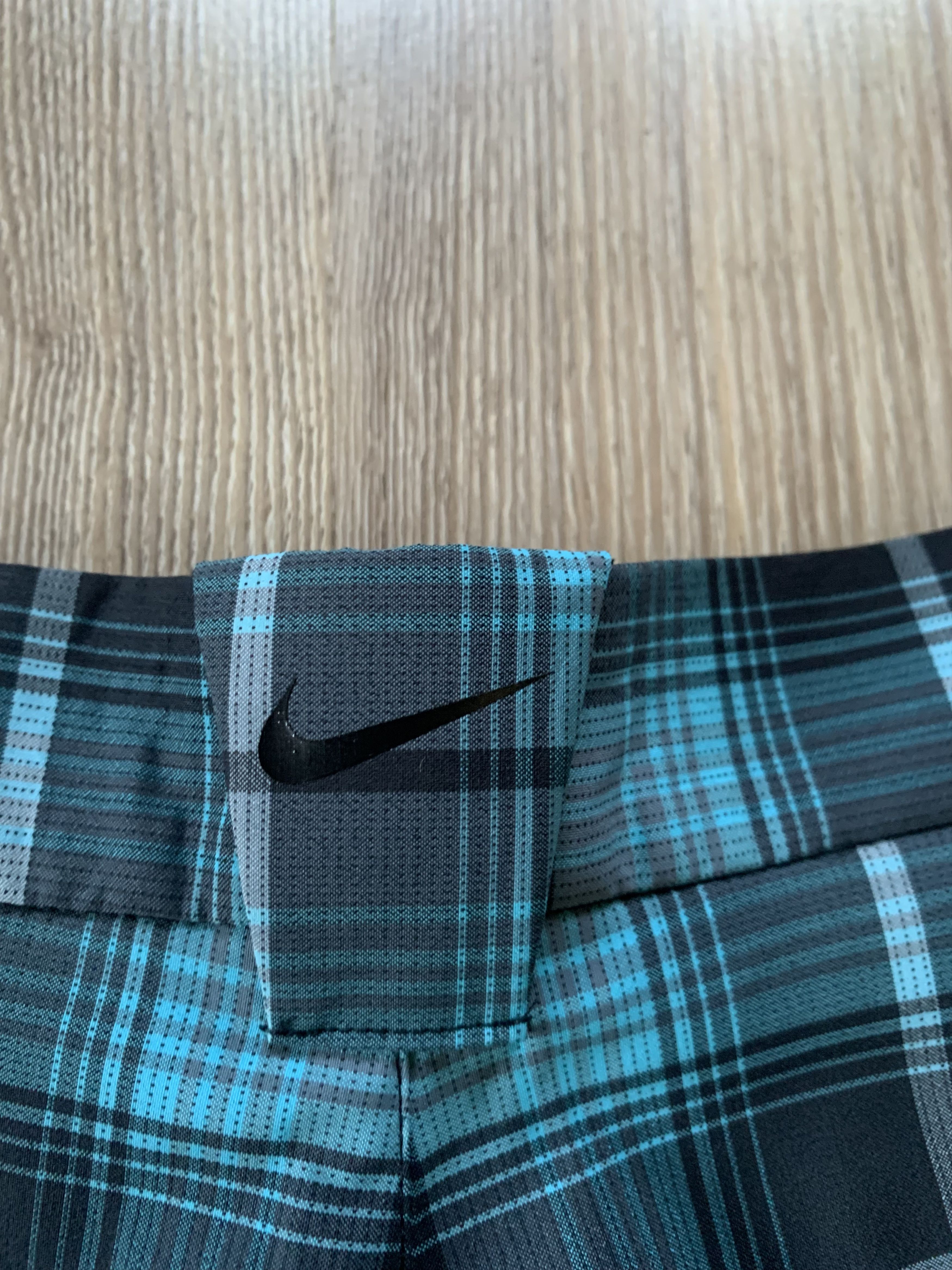Nike Nike Golf Tour Performance Plaid Shorts Size US 36 / EU 52 - 6 Thumbnail