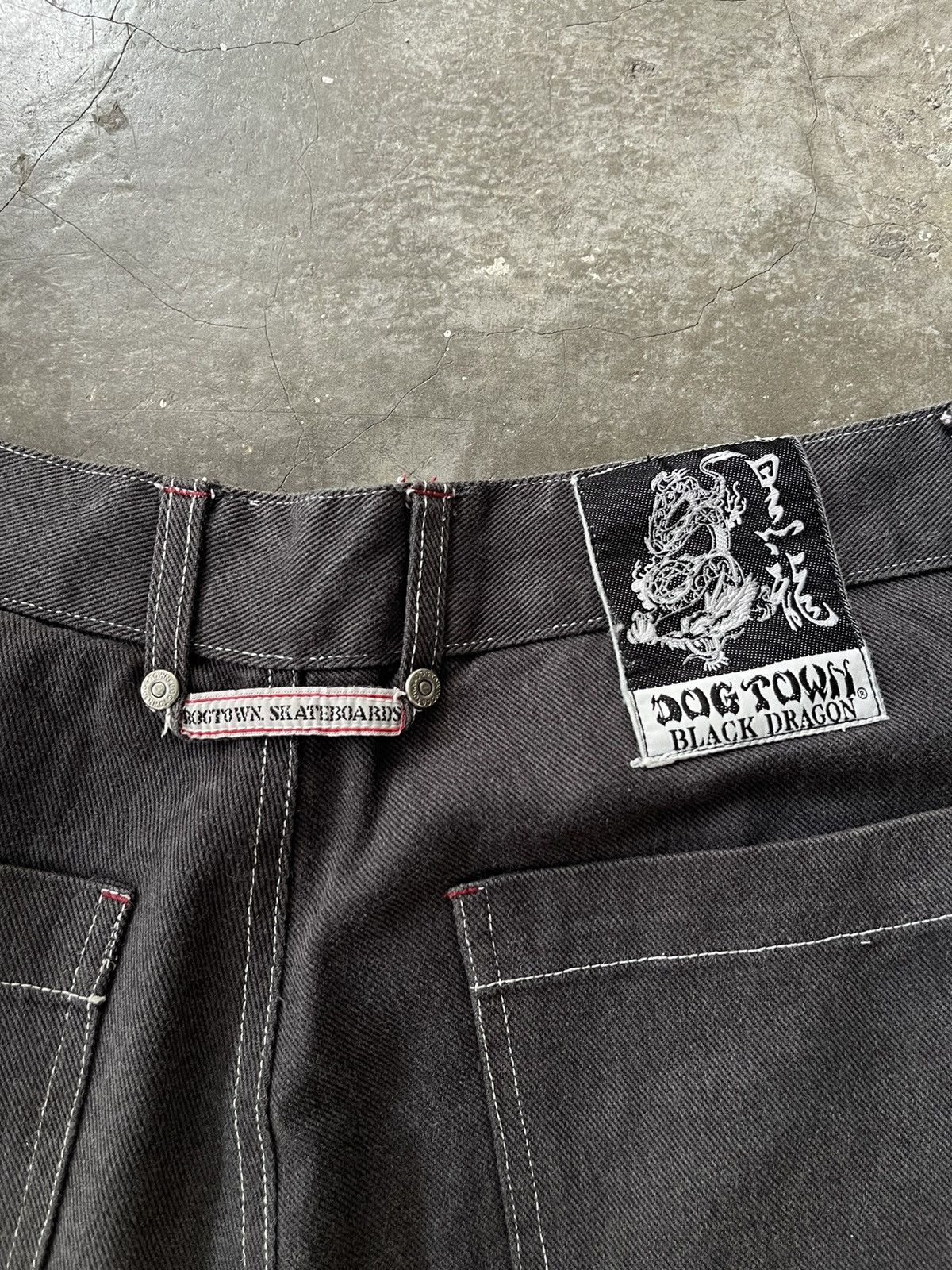 Dogtown Vintage Dogtown Black Dragon Jorts Cargo Size US 29 - 10 Thumbnail
