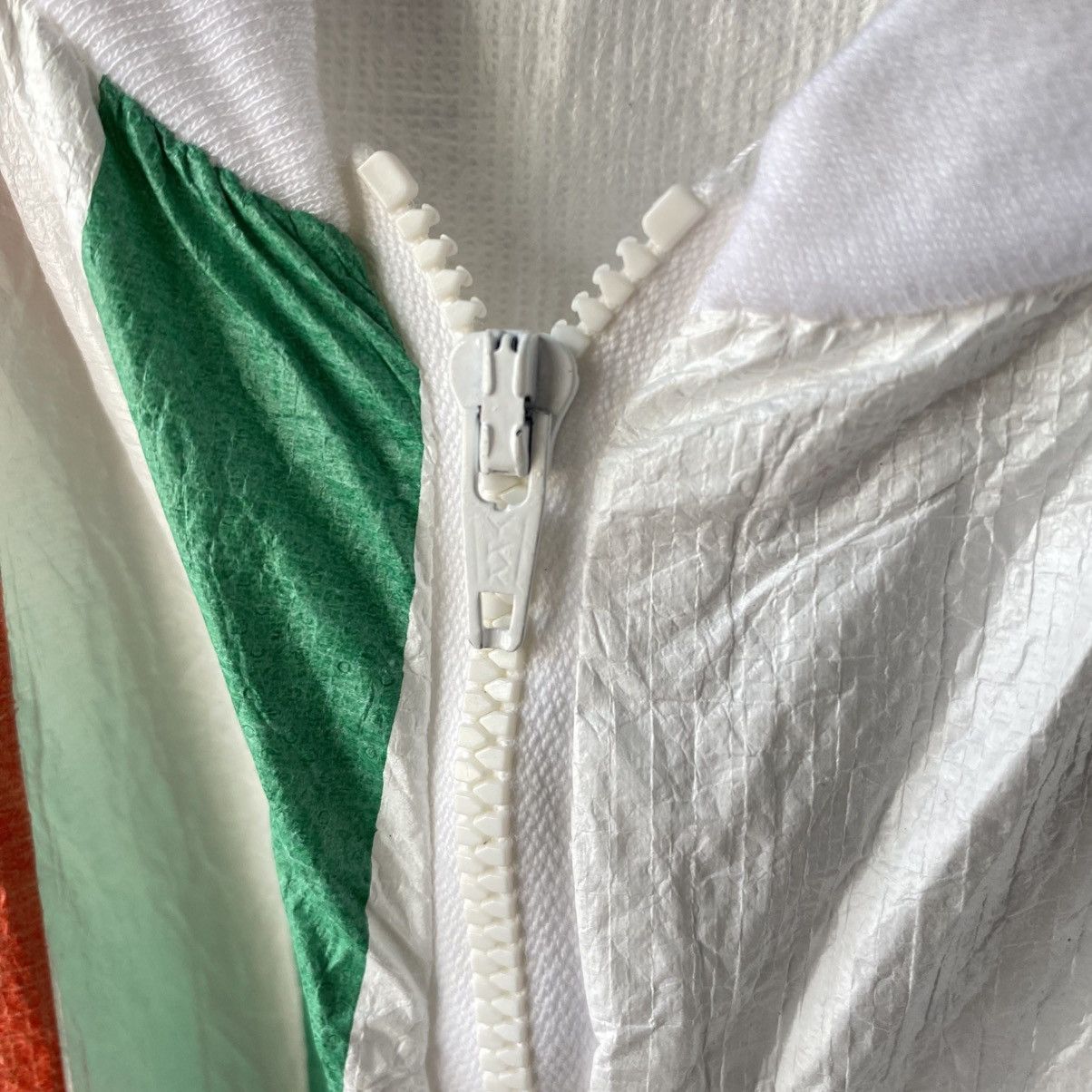 Vintage Tyvek Long-Sleeve Cycling Jersey - White & Green Accent. Size US M / EU 48-50 / 2 - 8 Thumbnail