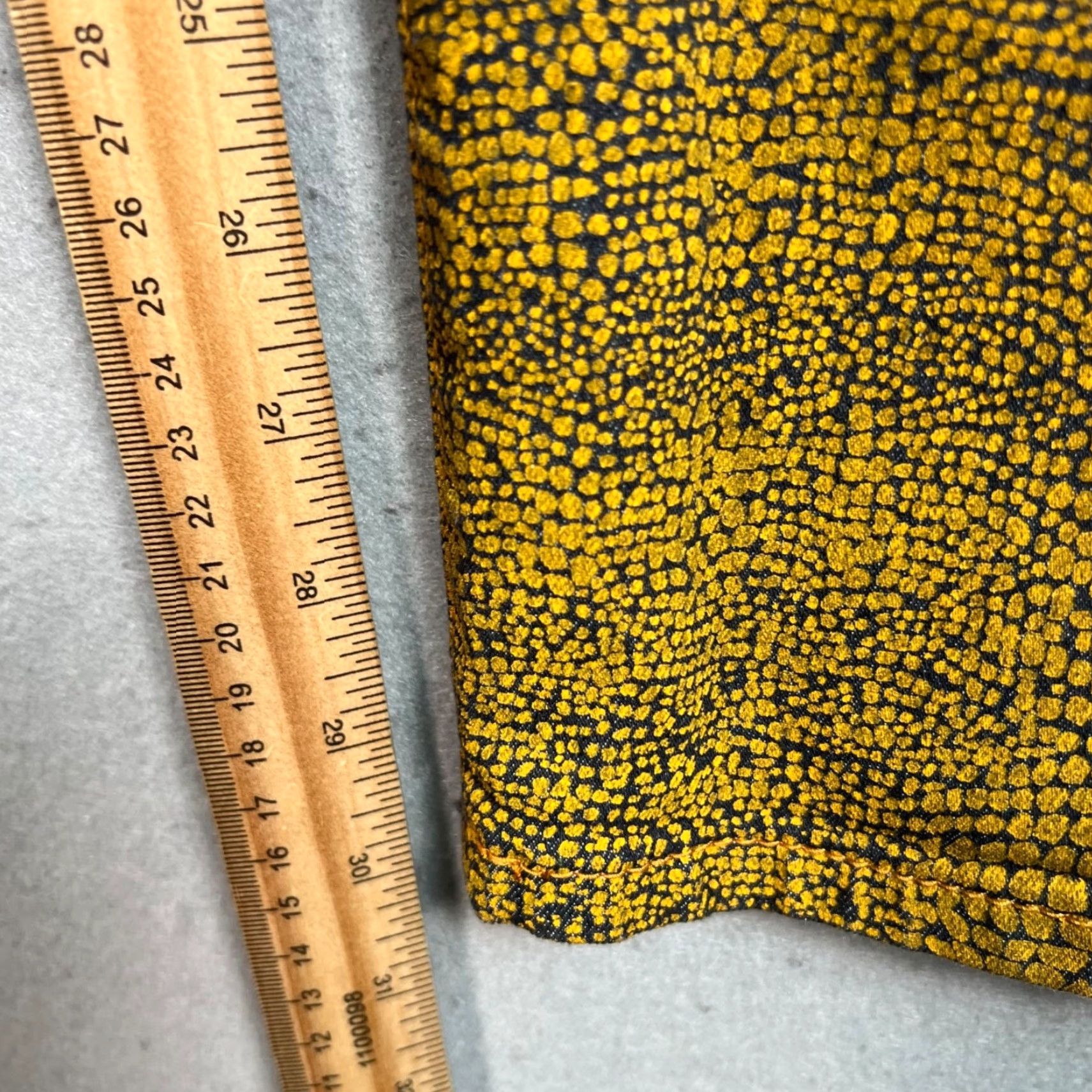 Vintage SKI Jeans Jeans Skinny Adult Womens 11/12 Yellow Black Stretch Cotton Blend Denim 5-Pocket Inseam 31 in Zip Size 34" / US 12 / IT 48 - 7 Thumbnail