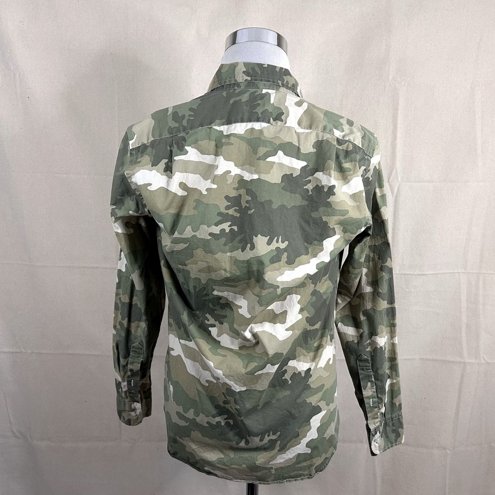 J.Crew J.CREW Slim Fit Flex Cotton Blend Shirt Camouflage Green Button Down Shirt Mens S Slim Green Camouflage Button-Front Size US S / EU 44-46 / 1 - 5 Thumbnail