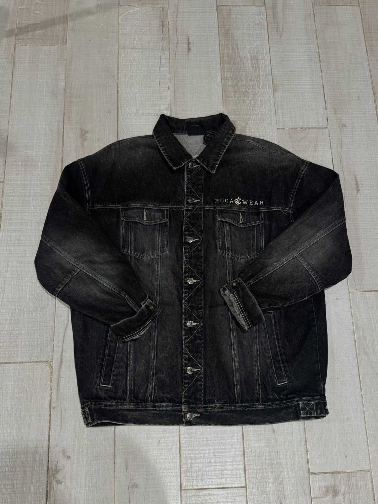 Rocawear ROCAWEAR VINTAGE DENIM JACKET Size US XL / EU 56 / 4 - 1 Thumbnail