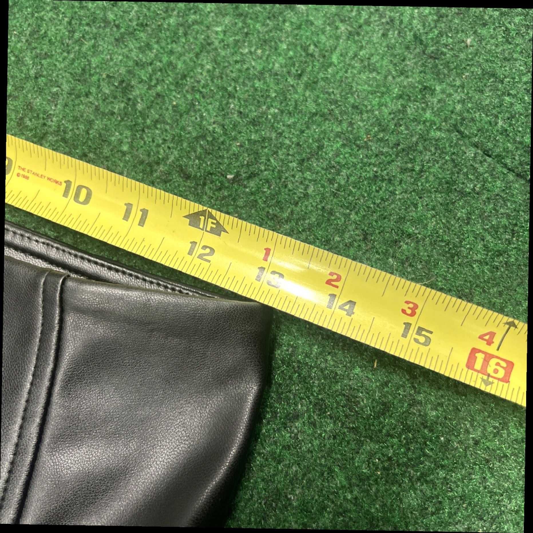 Laundry by Shelli Segal LAUNDRY by Shelli Segal LA Faux Leather Pants Size Small Black Size 28" / US 6 / IT 42 - 5 Thumbnail